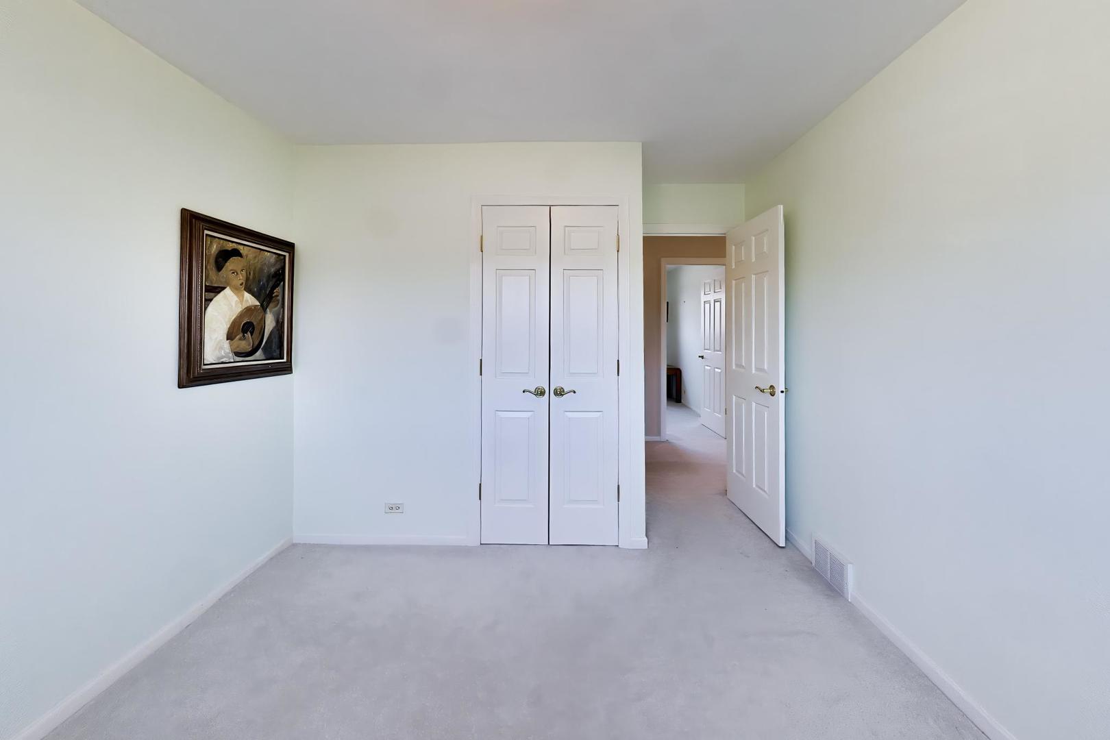 634 W Millers Road, Des Plaines, IL 60016