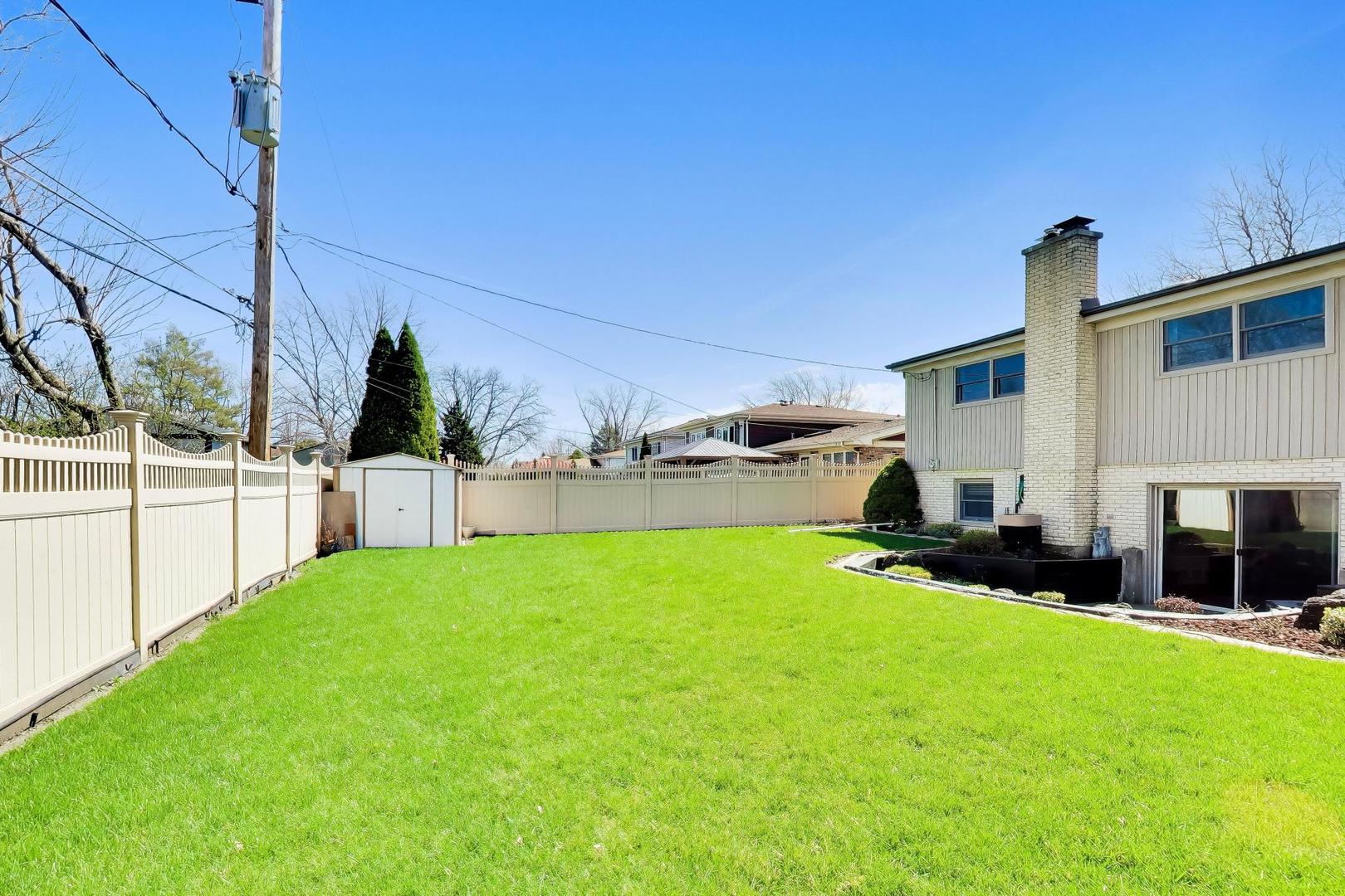 634 W Millers Road, Des Plaines, IL 60016