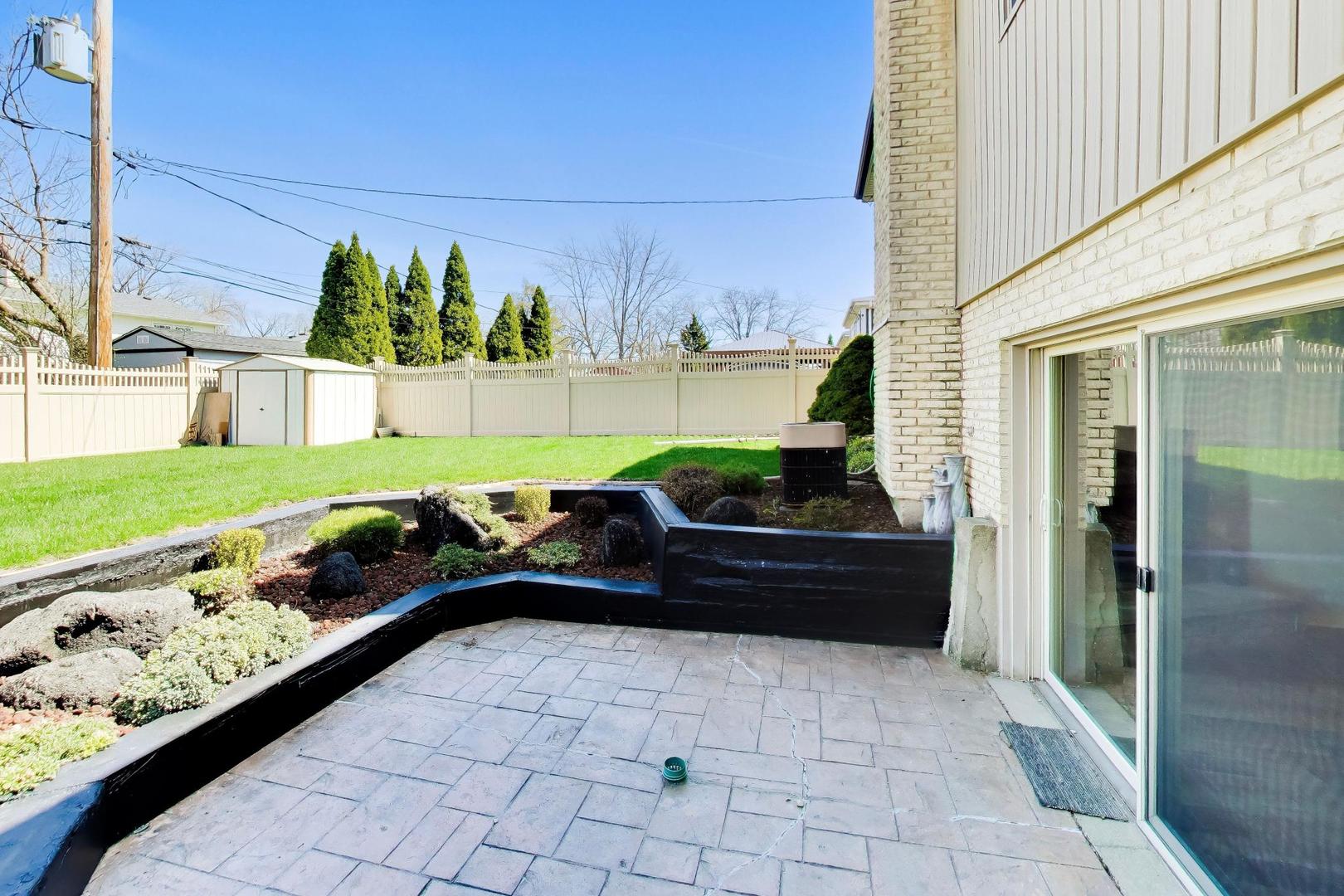 634 W Millers Road, Des Plaines, IL 60016