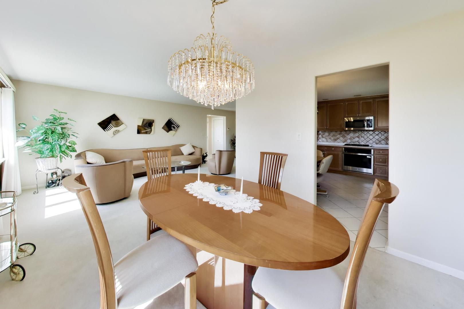 634 W Millers Road, Des Plaines, IL 60016