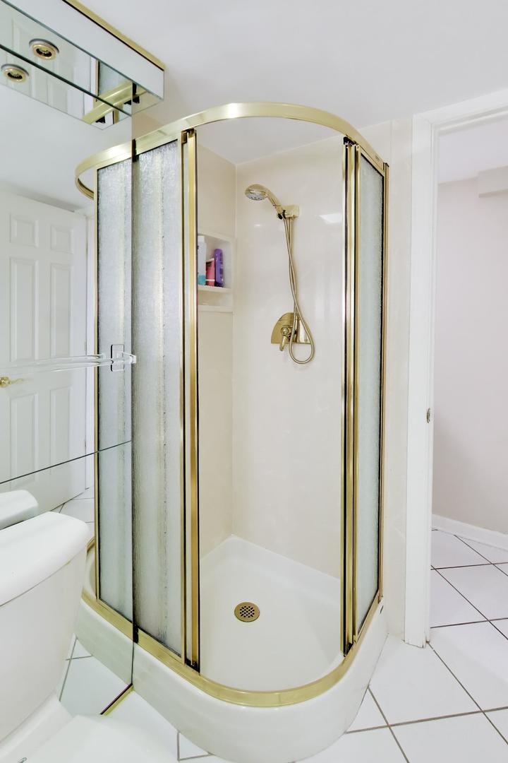 634 W Millers Road, Des Plaines, IL 60016