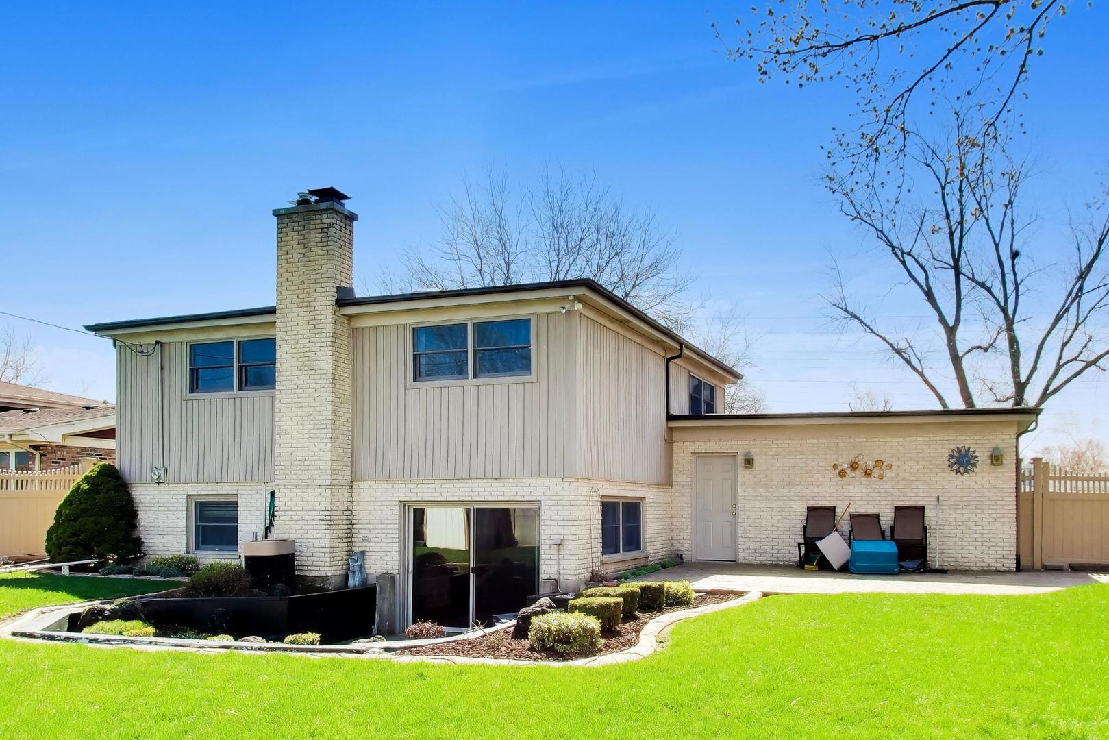 634 W Millers Road, Des Plaines, IL 60016