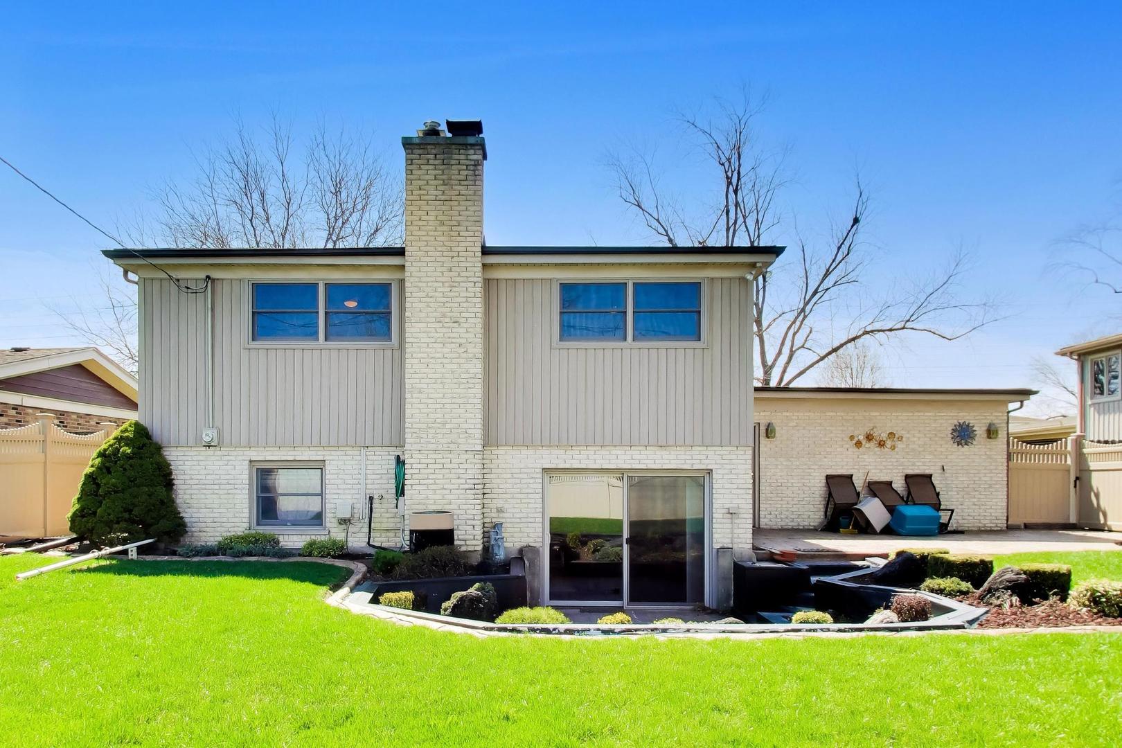 634 W Millers Road, Des Plaines, IL 60016