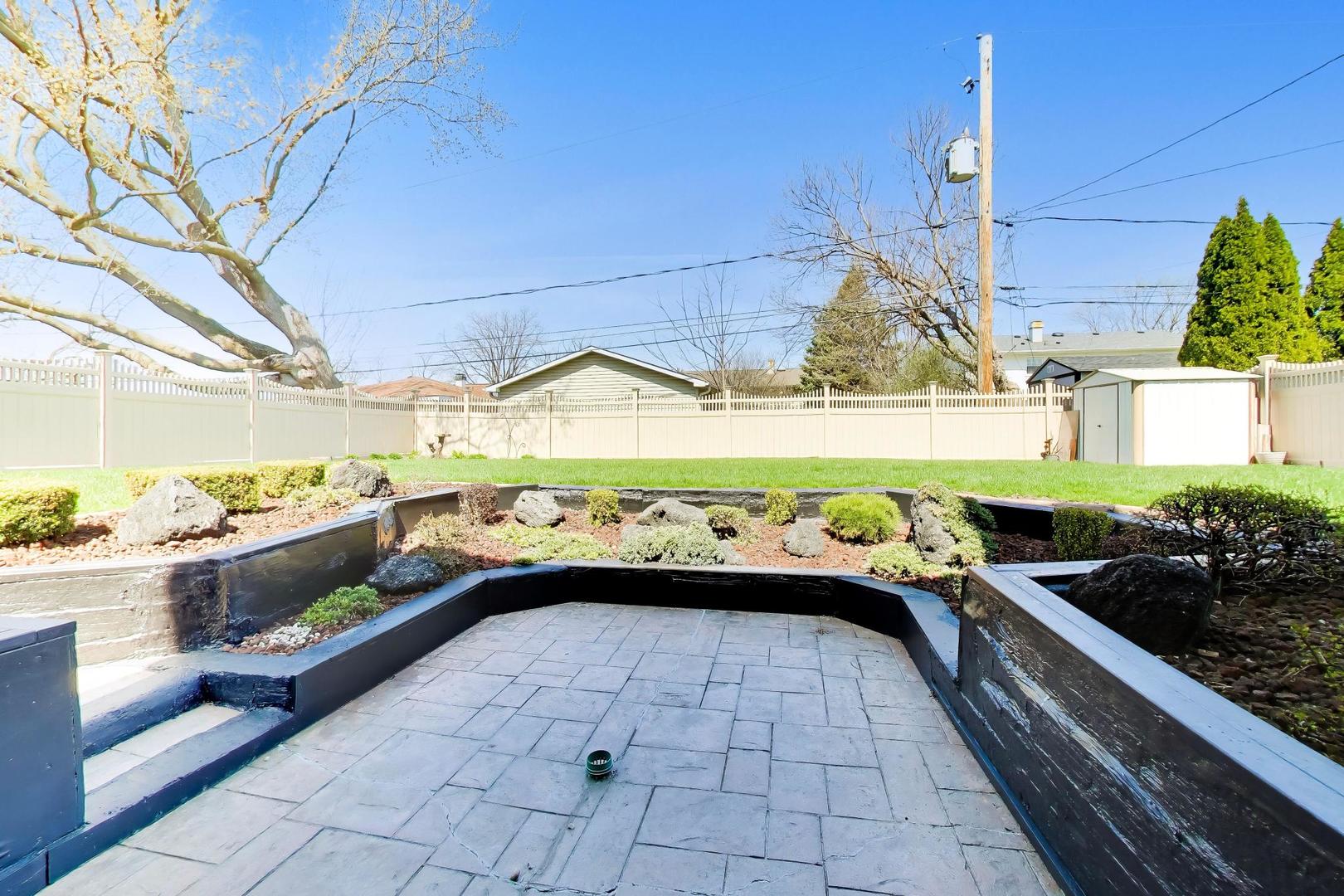 634 W Millers Road, Des Plaines, IL 60016