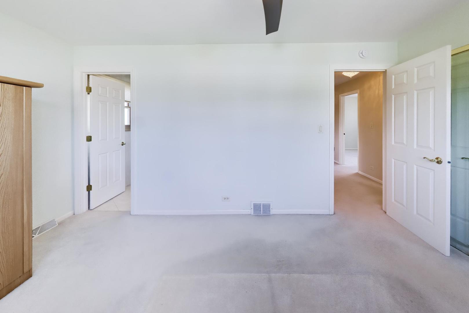 634 W Millers Road, Des Plaines, IL 60016