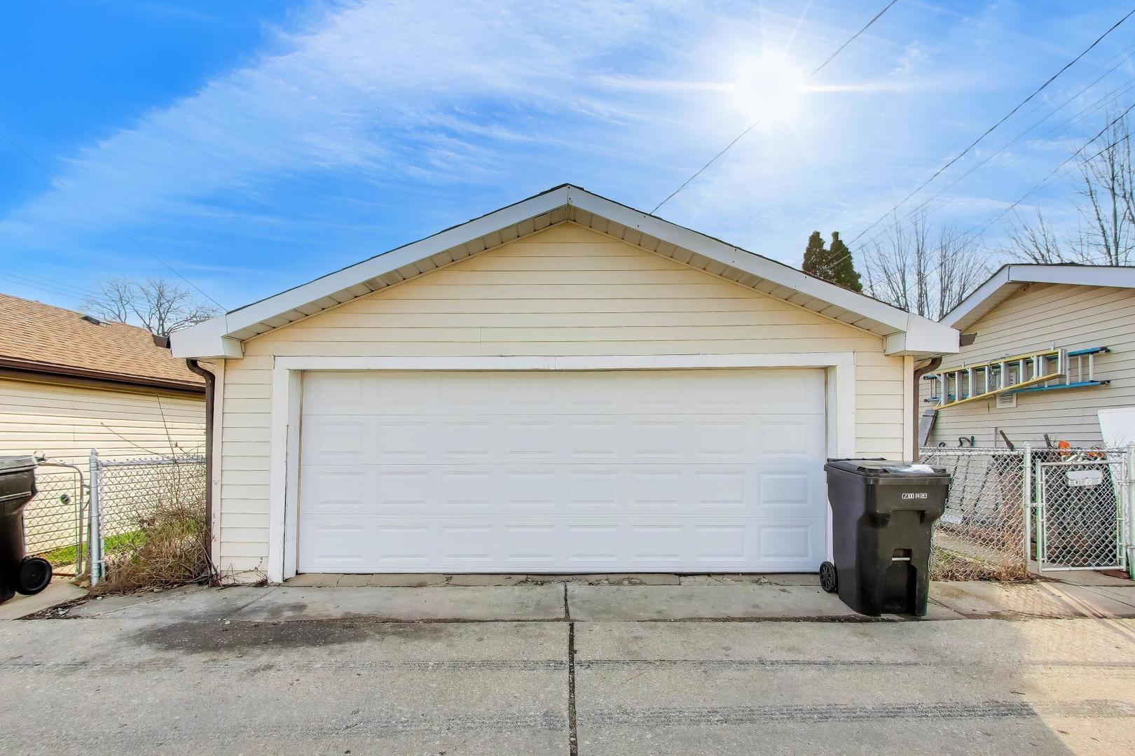 5854 S Mason Avenue, Chicago, IL 60638