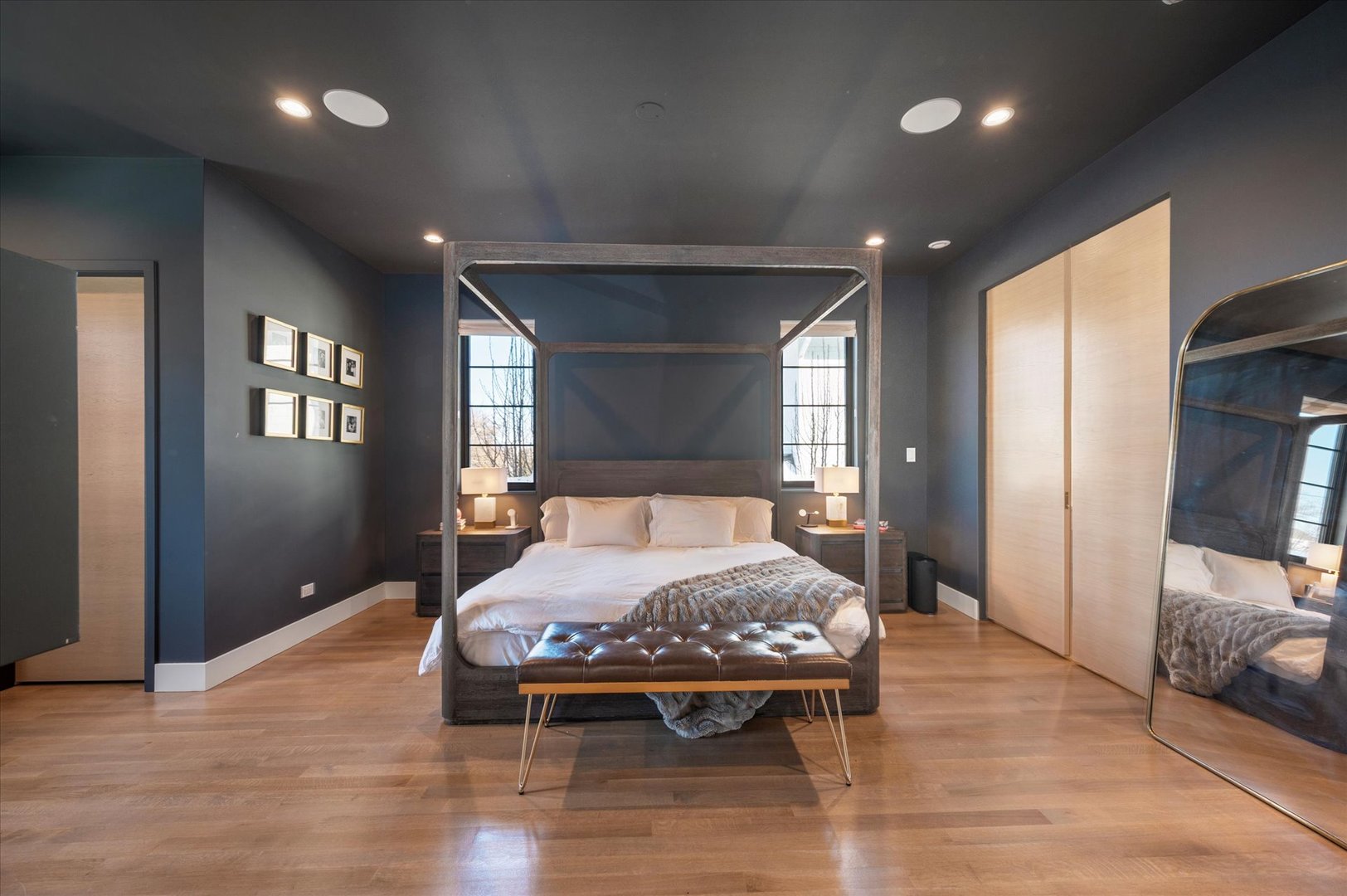 176 S Arlington Avenue, Elmhurst, IL 60126