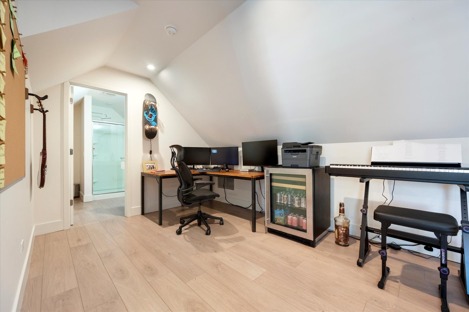 176 S Arlington Avenue, Elmhurst, IL 60126