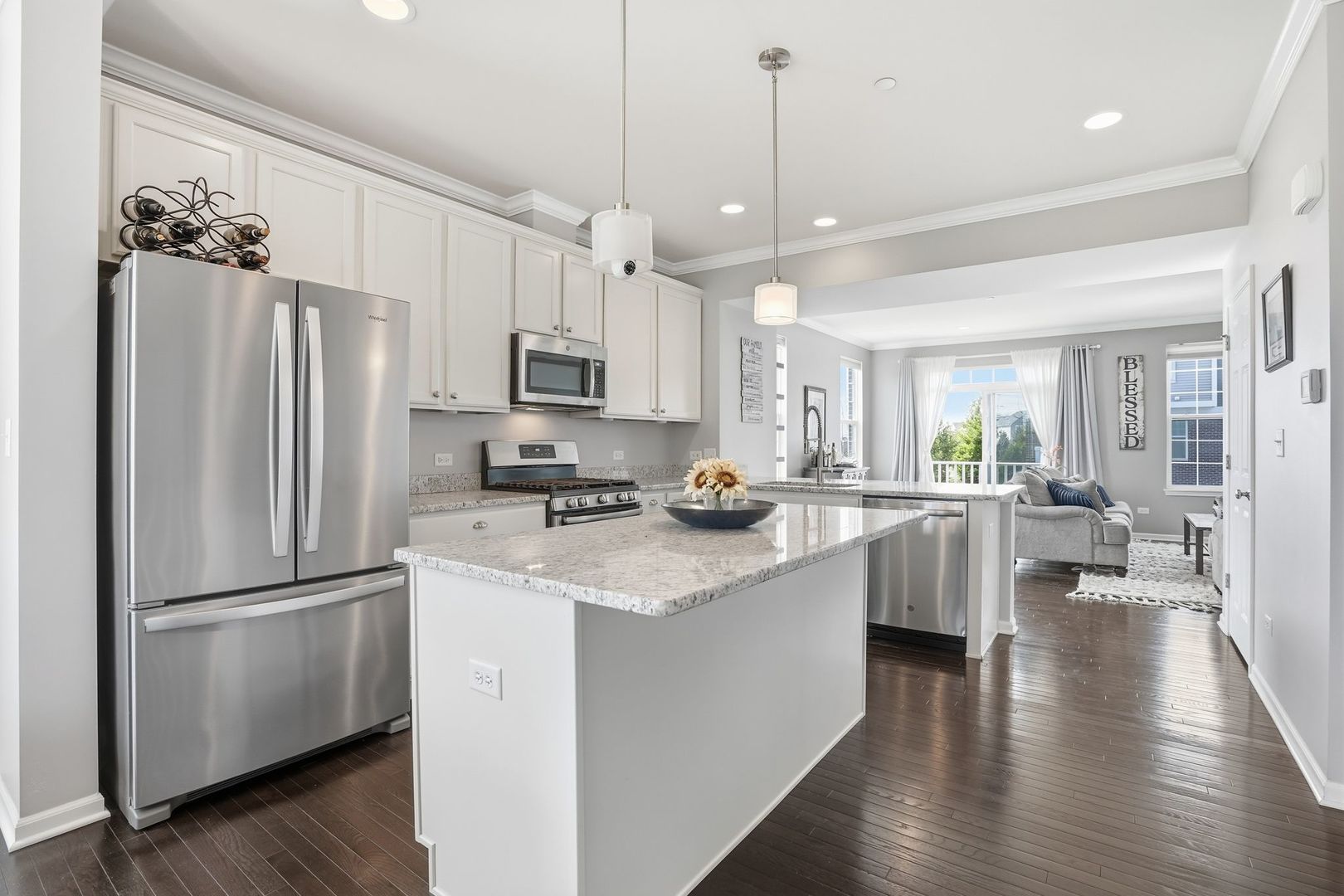 2925 Madison Drive, Naperville, IL 60564