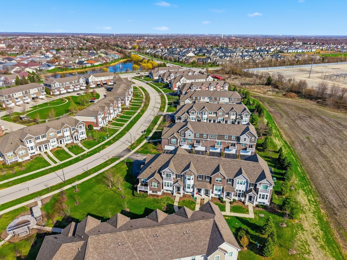 2925 Madison Drive, Naperville, IL 60564