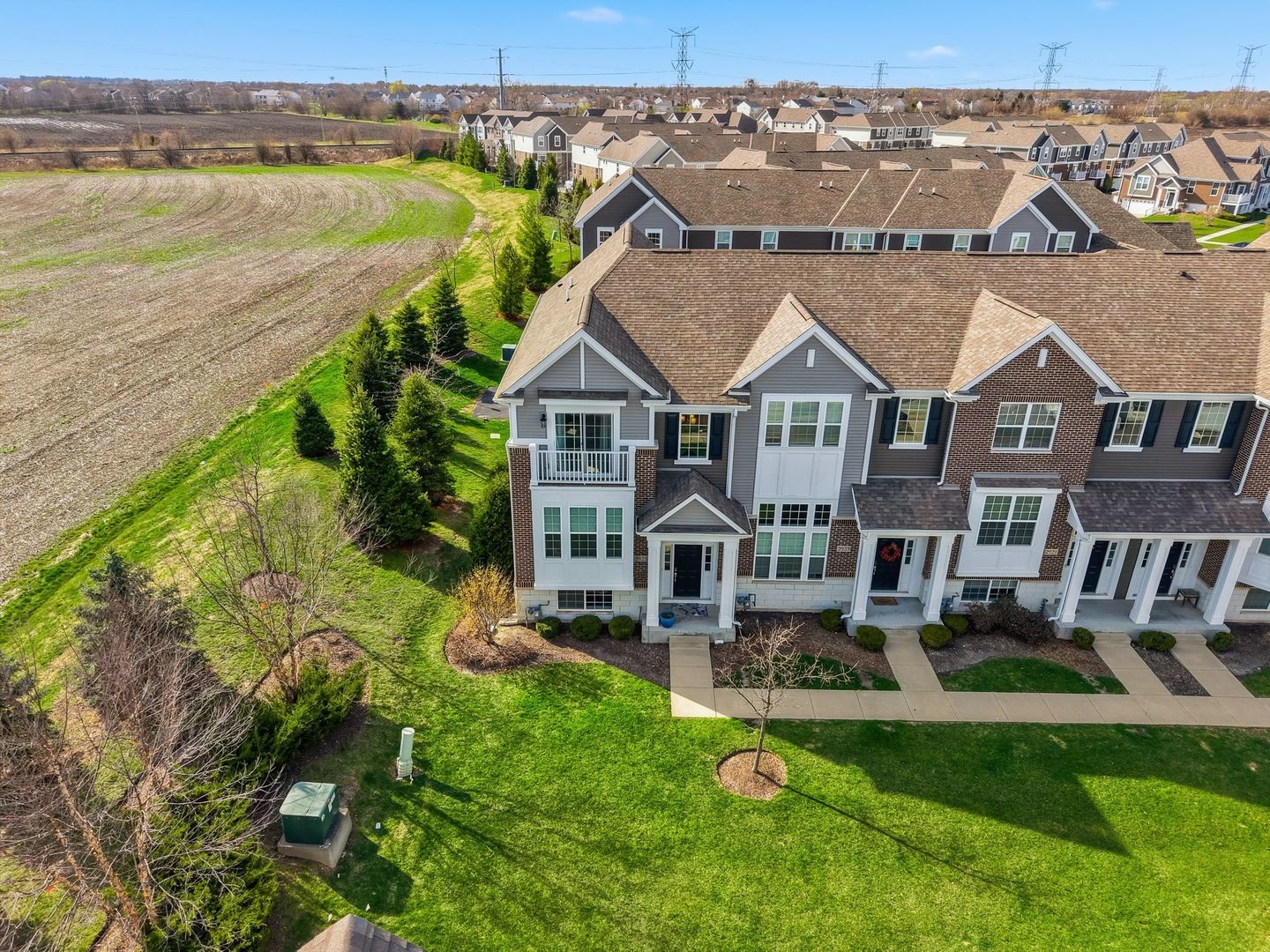 2925 Madison Drive, Naperville, IL 60564