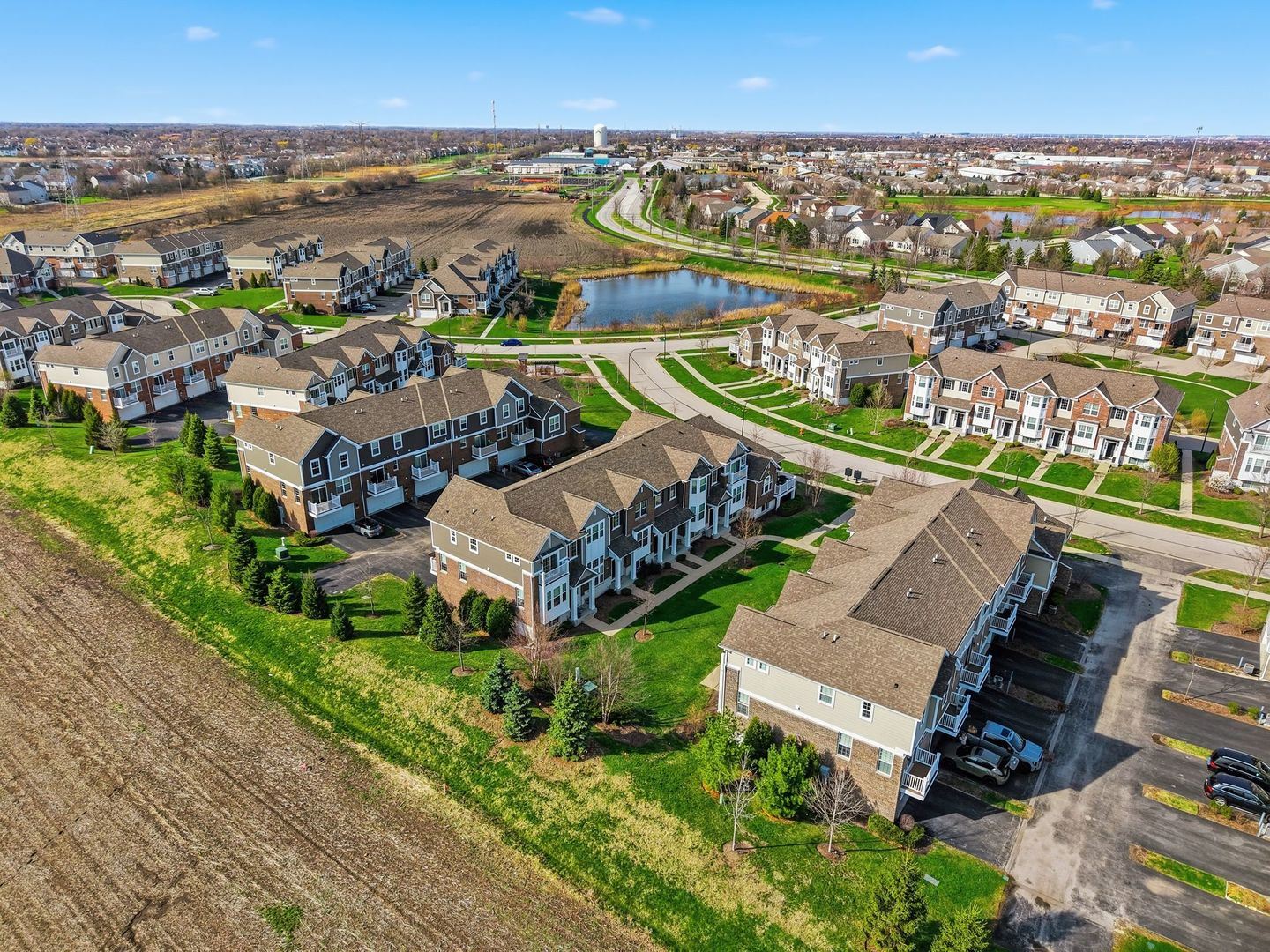 2925 Madison Drive, Naperville, IL 60564