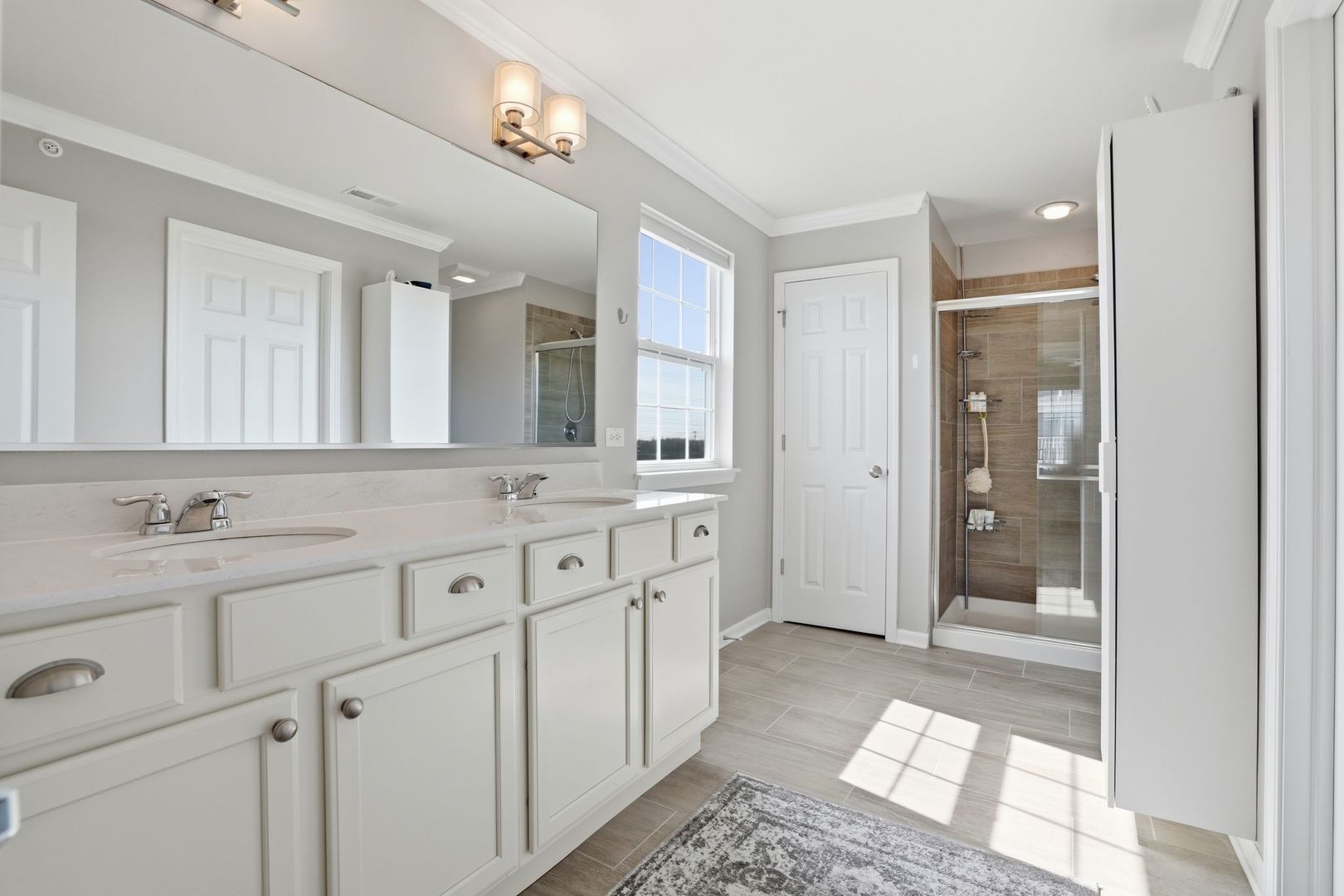 2925 Madison Drive, Naperville, IL 60564