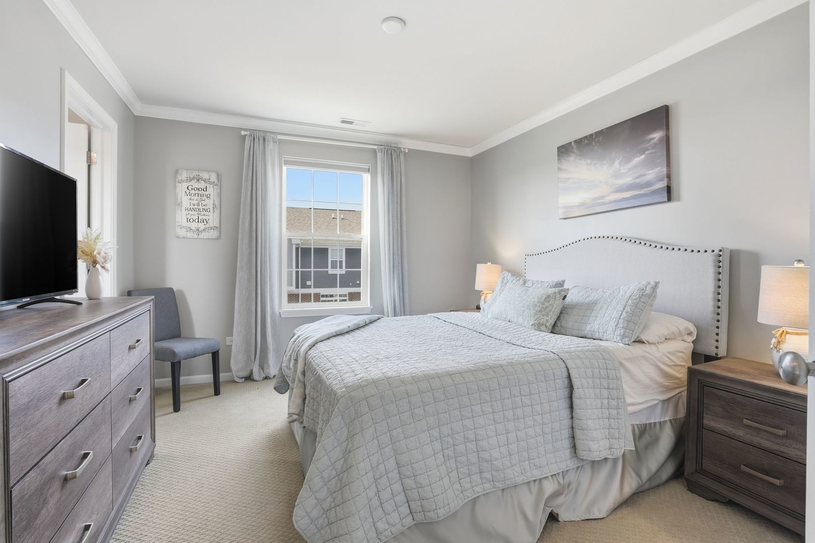 2925 Madison Drive, Naperville, IL 60564