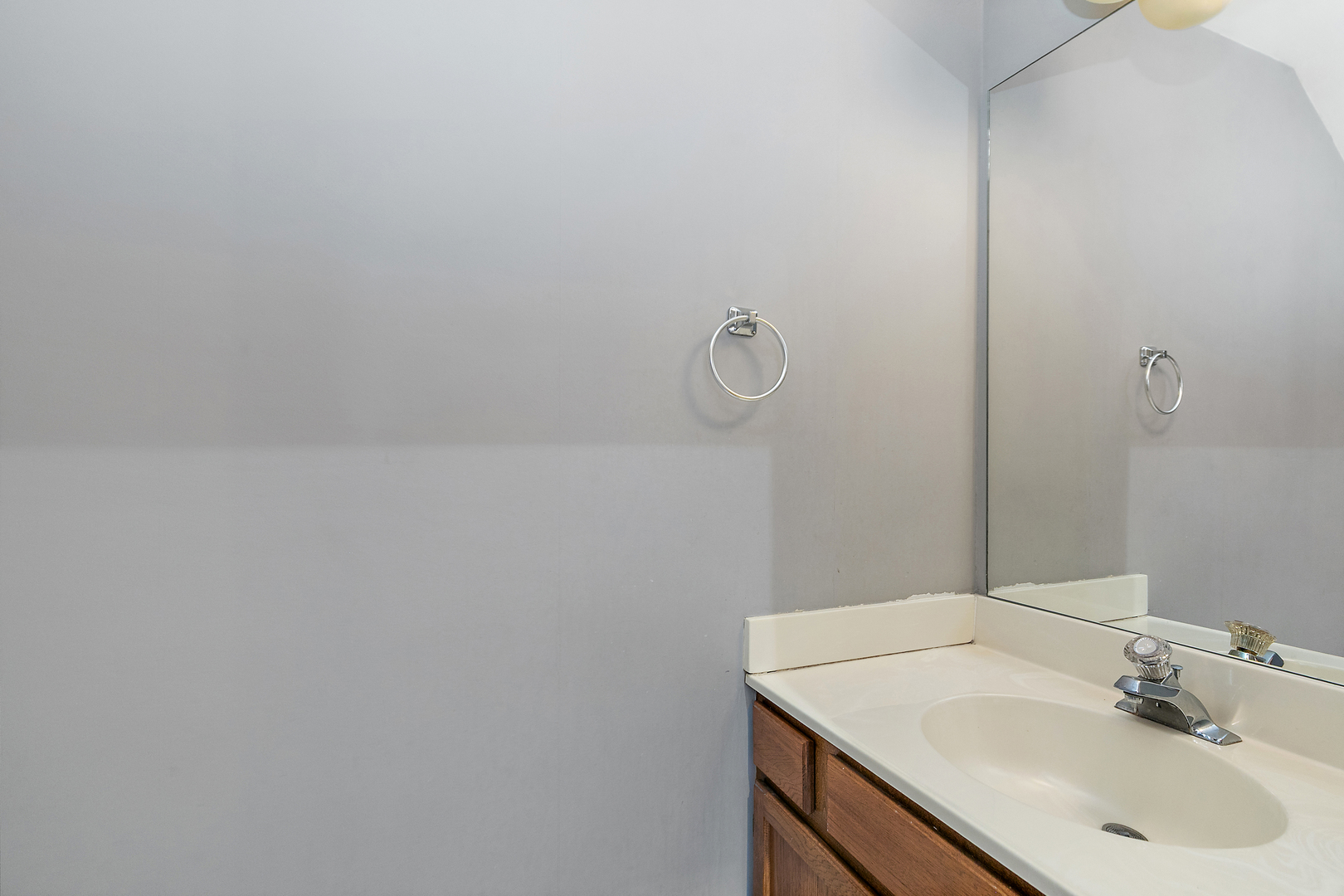 1273 Cranbrook Drive, Schaumburg, IL 60193