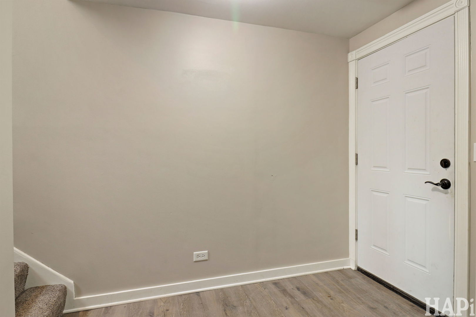 283 W Whispering Oaks Lane, Round Lake, IL 60073