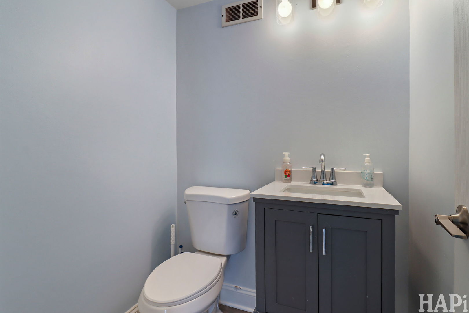 283 W Whispering Oaks Lane, Round Lake, IL 60073