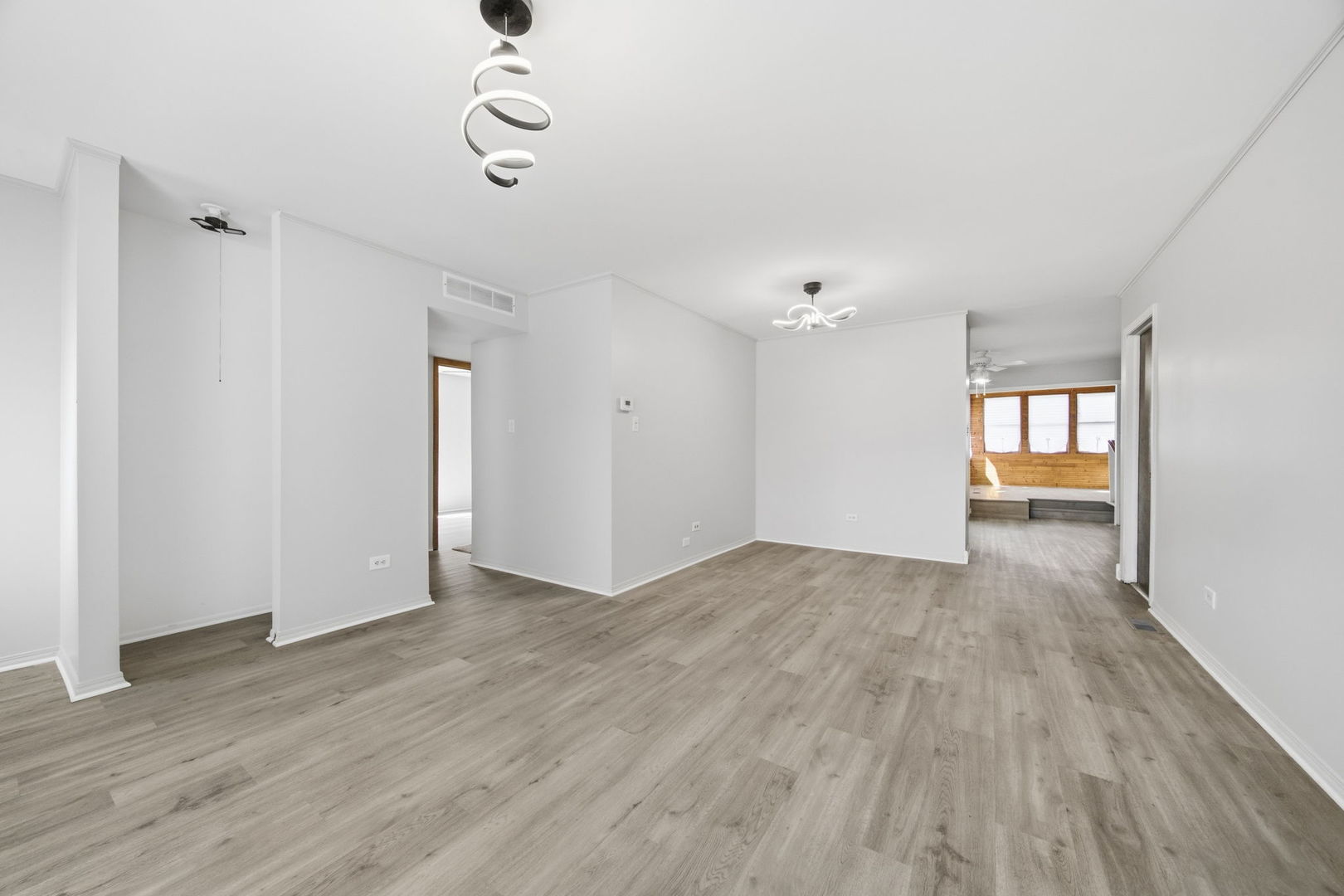 949 Mosby Court, Joliet, IL 60431