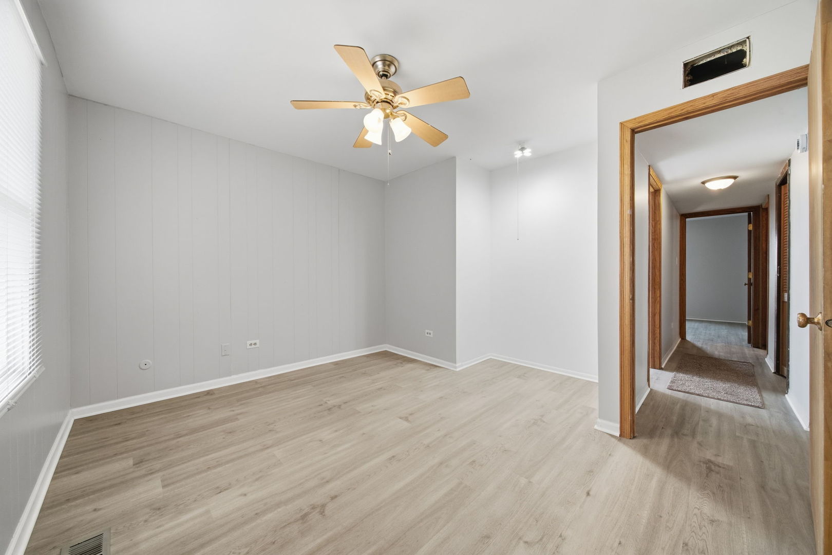 949 Mosby Court, Joliet, IL 60431