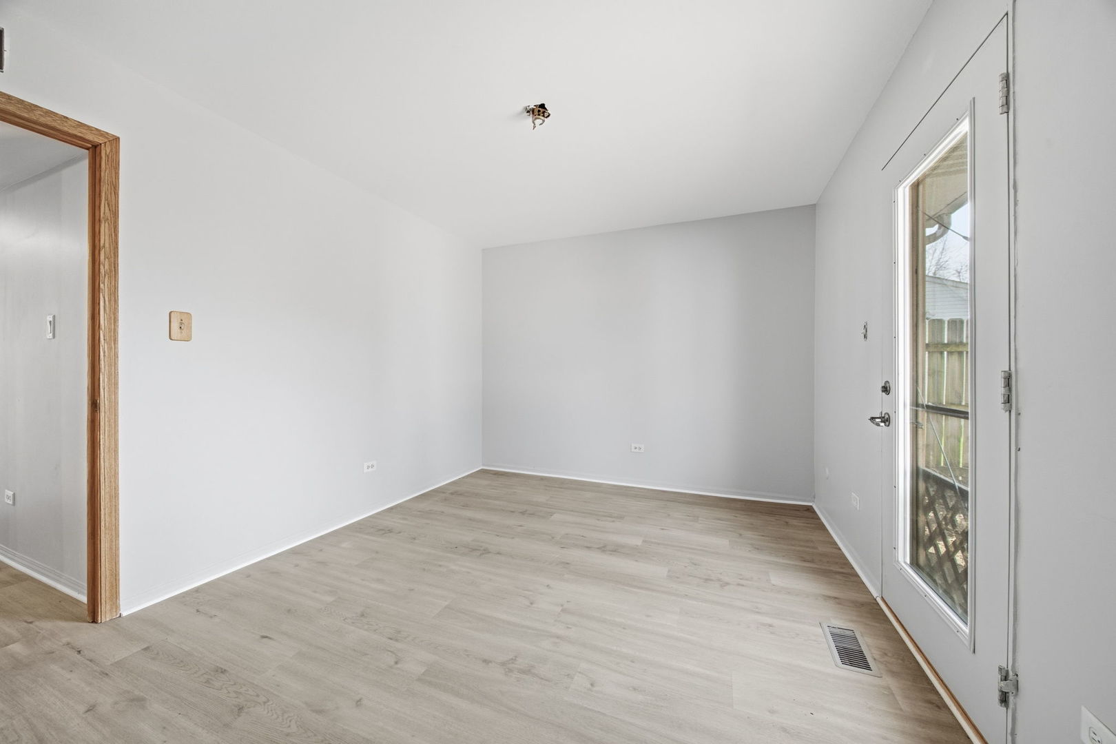 949 Mosby Court, Joliet, IL 60431