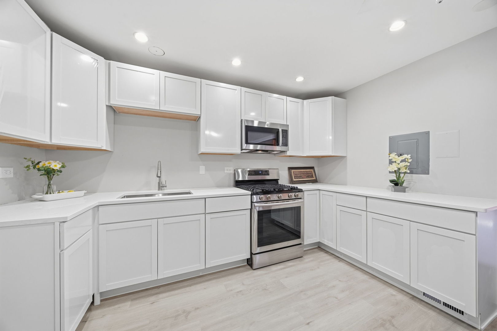 949 Mosby Court, Joliet, IL 60431