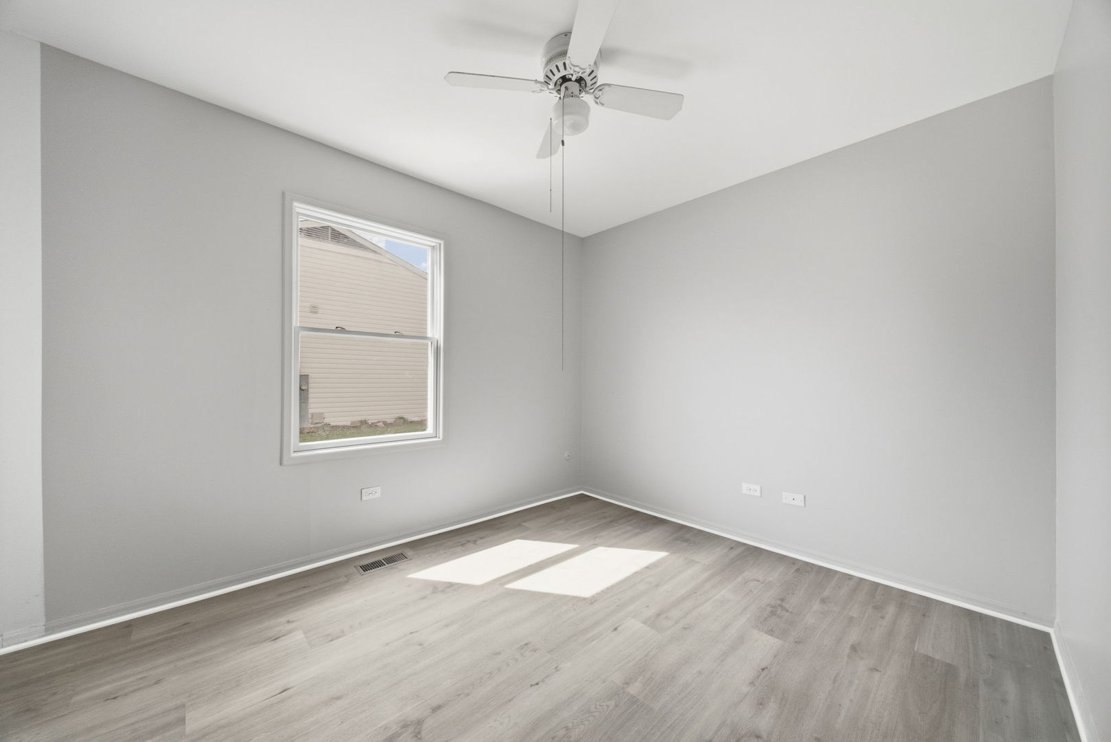 949 Mosby Court, Joliet, IL 60431