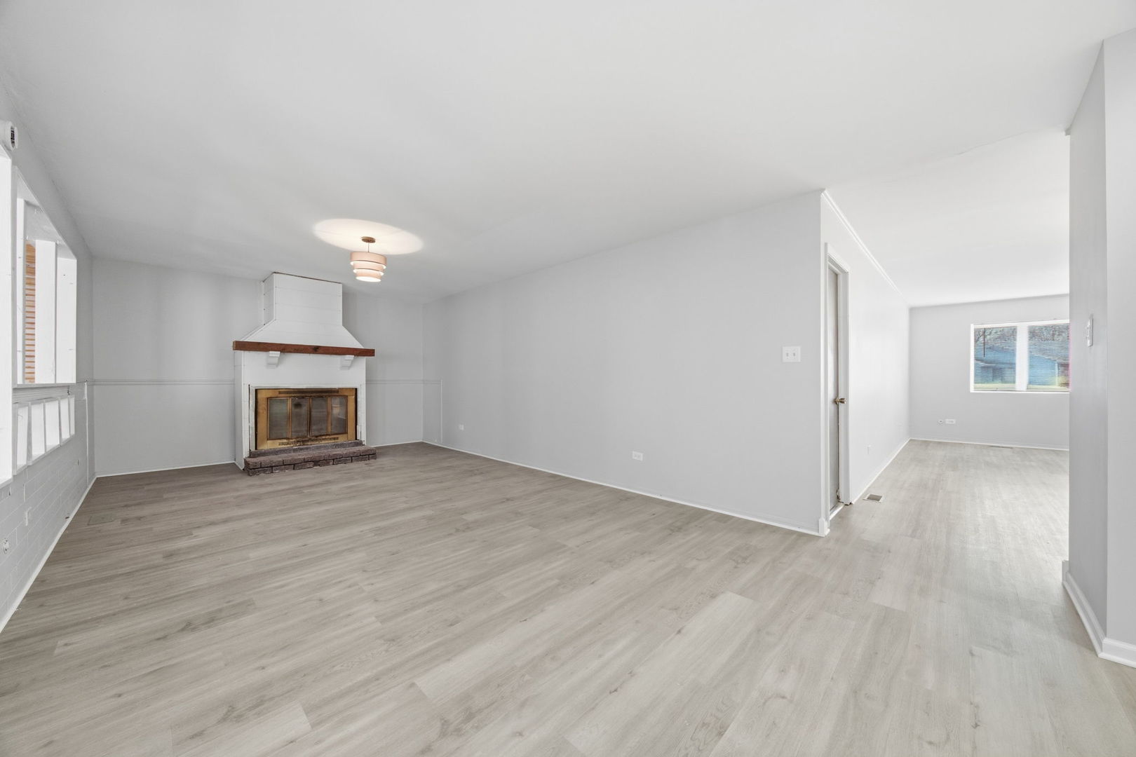 949 Mosby Court, Joliet, IL 60431