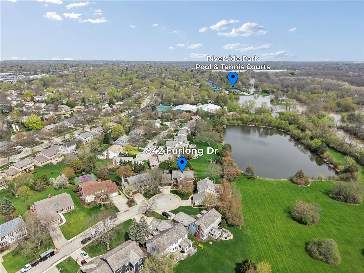 842 Furlong Drive, Libertyville, IL 60048