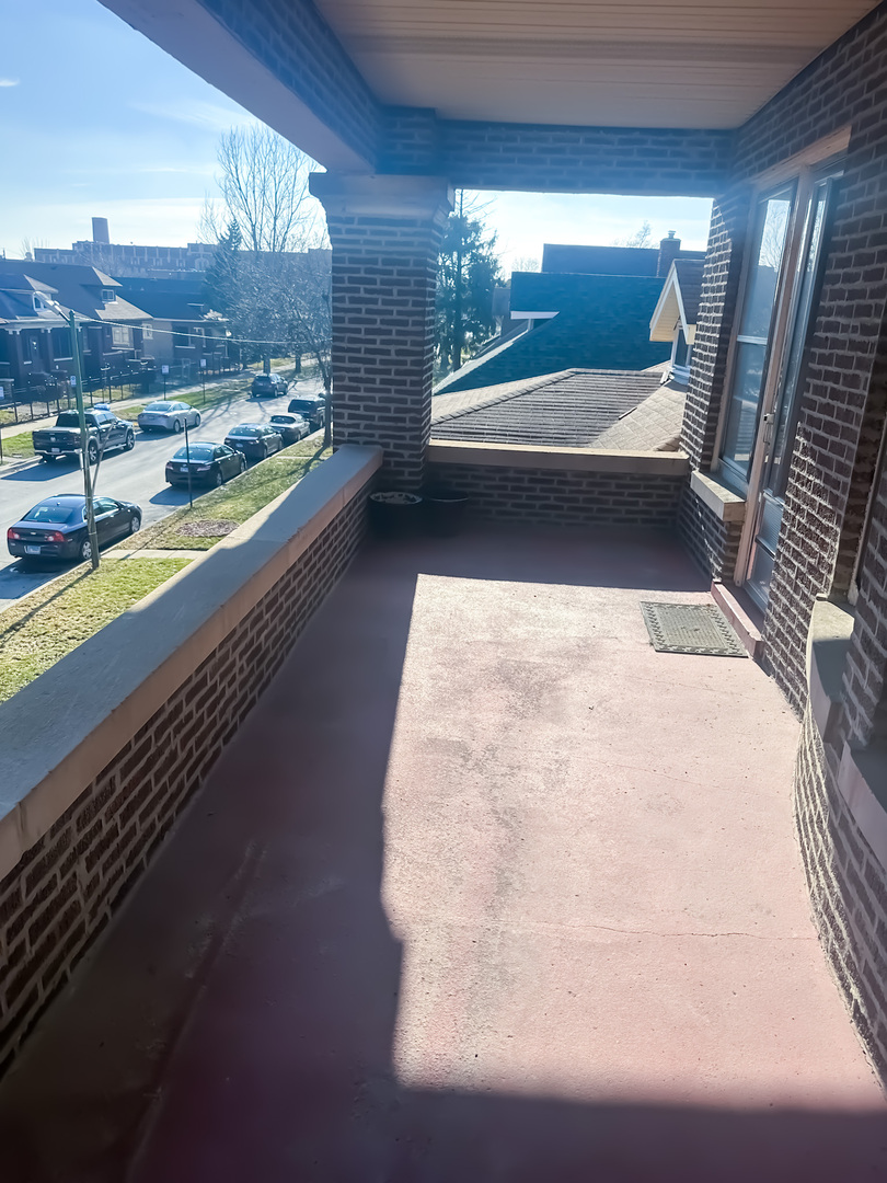 8004 S May Street, Chicago, IL 60620