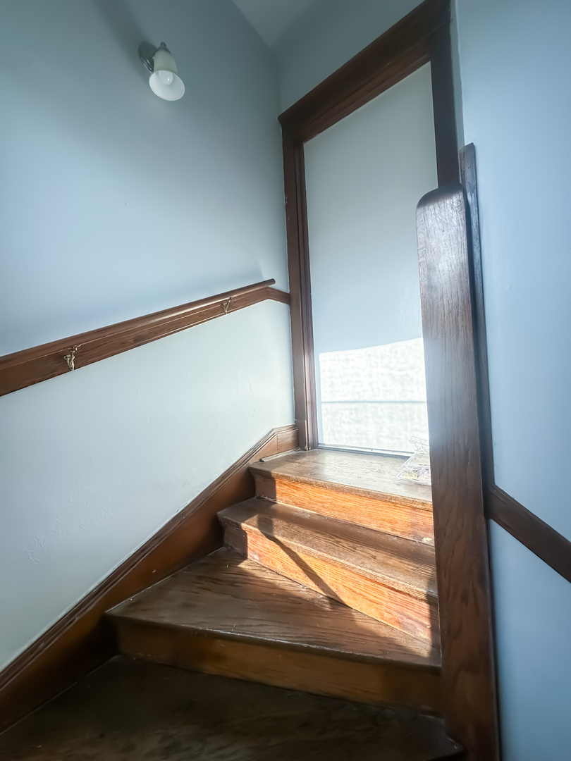 8004 S May Street, Chicago, IL 60620