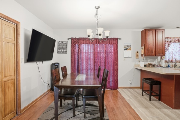 421 Nobes Avenue, Lockport, IL 60441