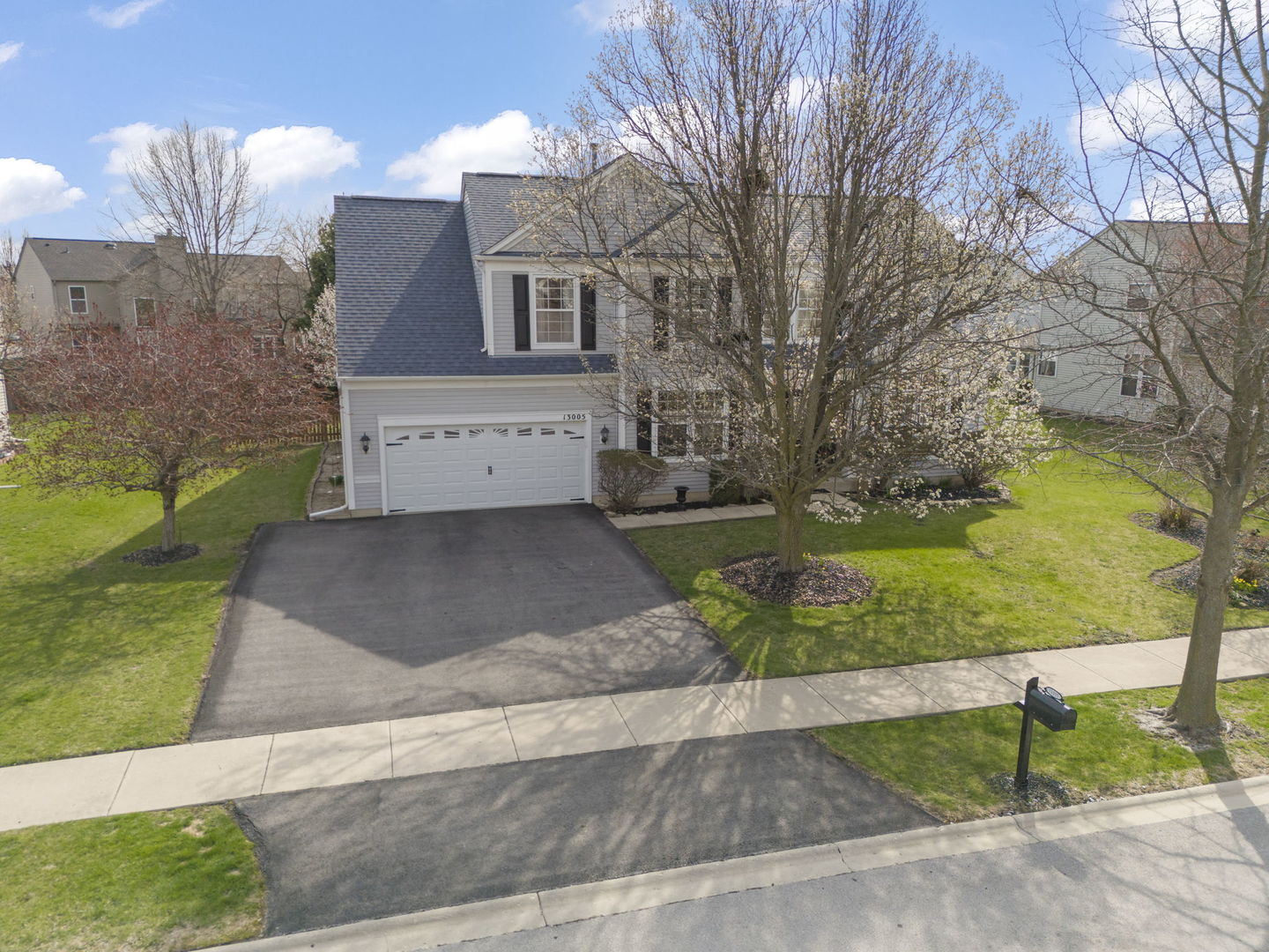 13005 Kensington Drive, Plainfield, IL 60585