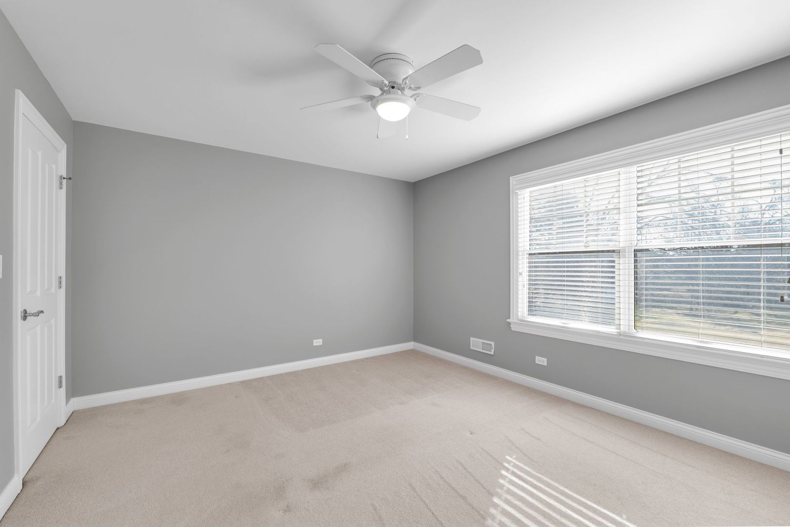 141 Walnut Street, Libertyville, IL 60048