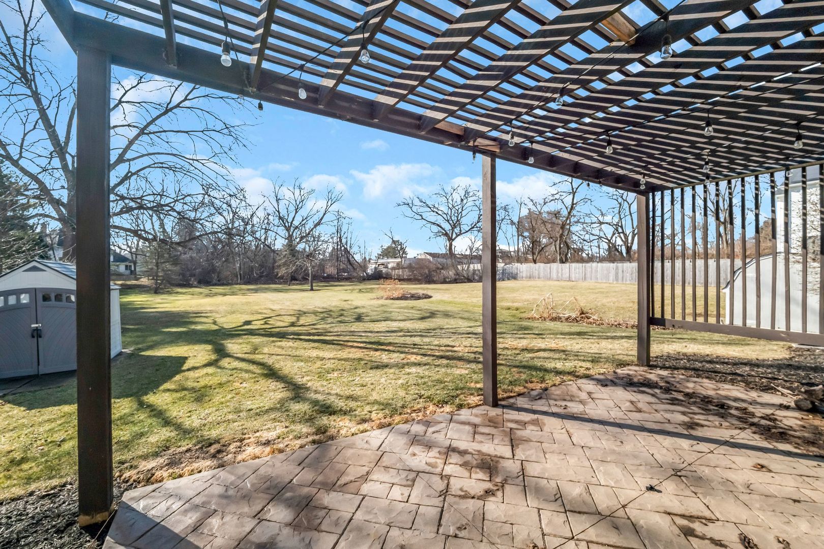 141 Walnut Street, Libertyville, IL 60048