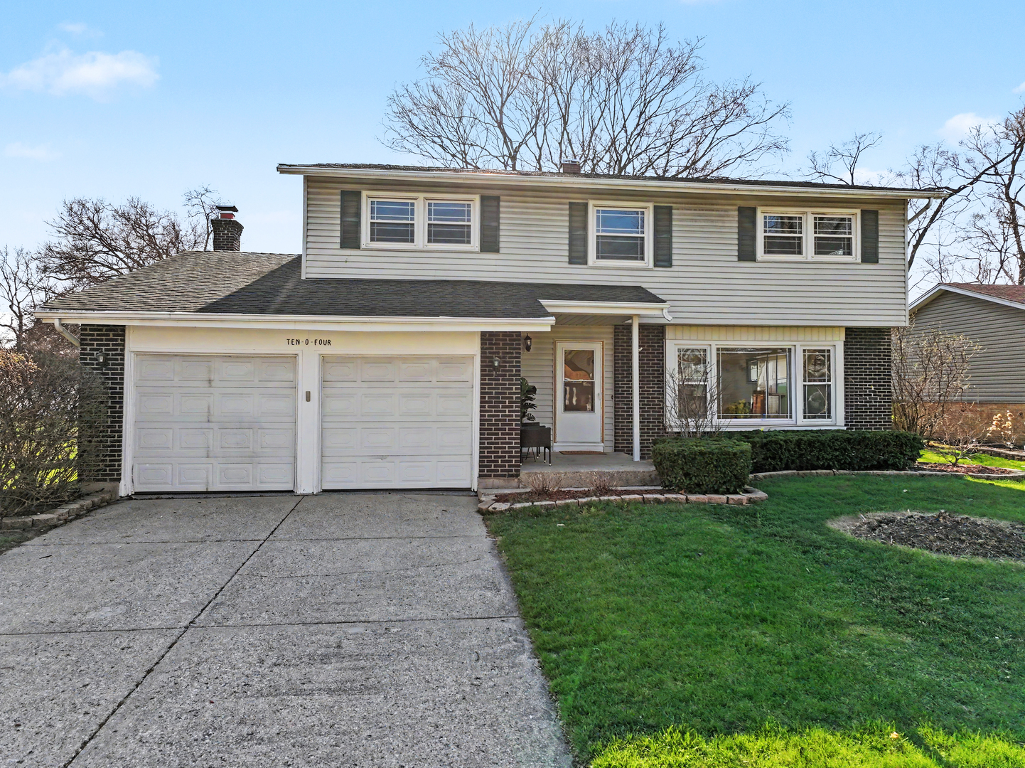 1004 N Greenfield Lane, Mount Prospect, IL 60056