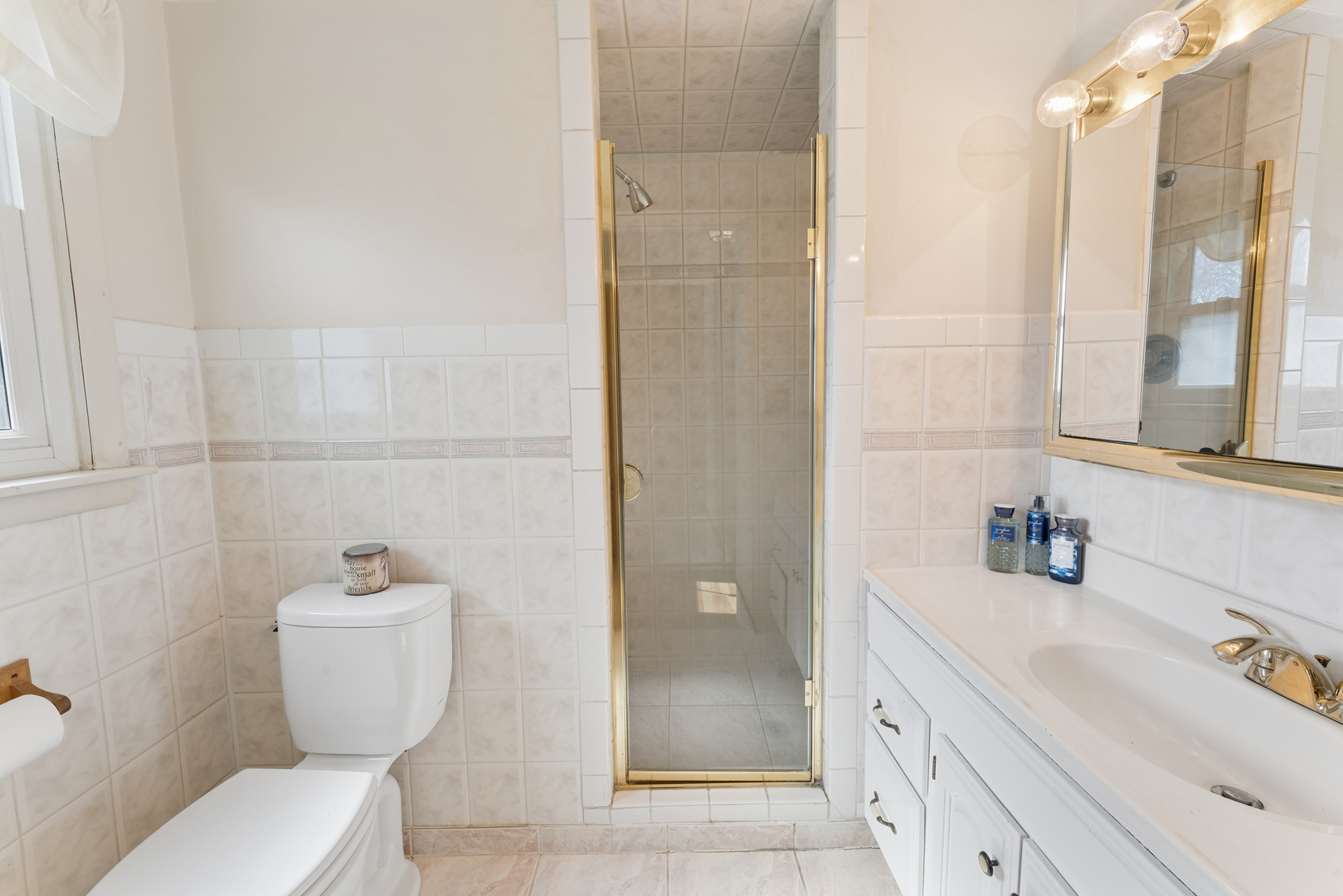 1004 N Greenfield Lane, Mount Prospect, IL 60056