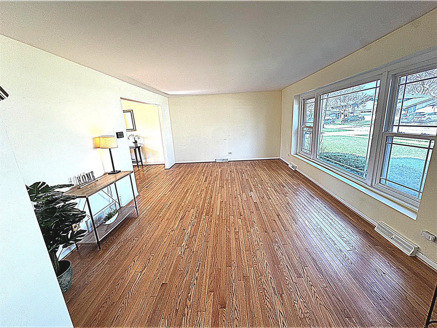 1004 N Greenfield Lane, Mount Prospect, IL 60056