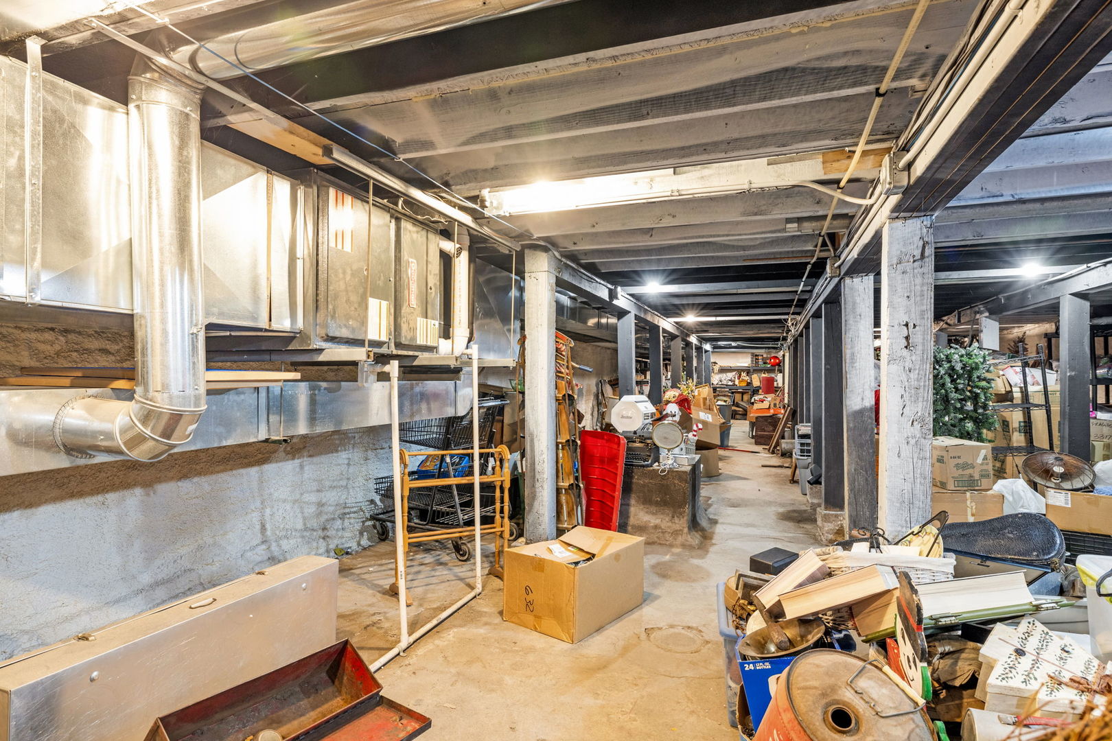 126 S Main Street, Gilman, IL 60938