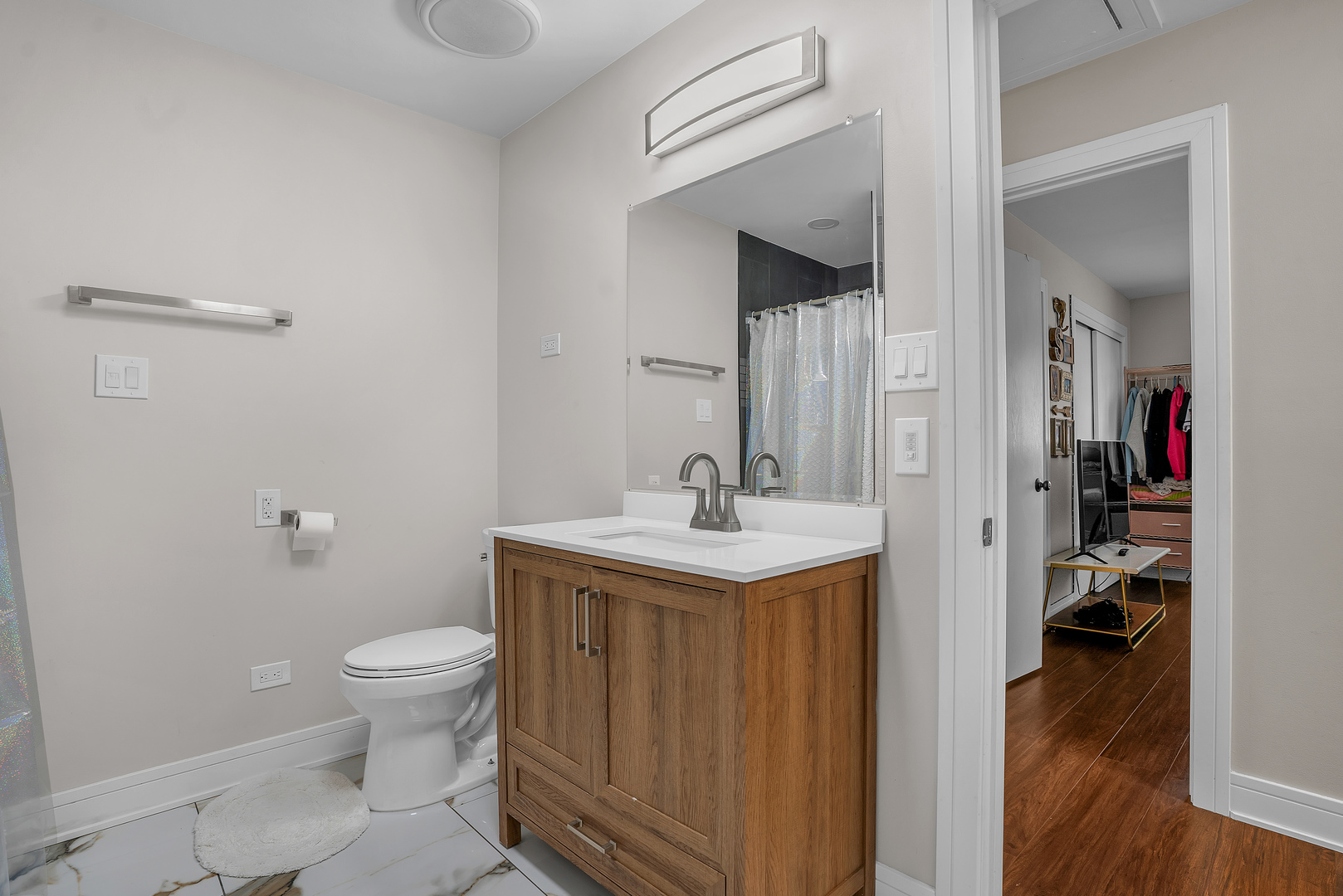 8100 Lorel Avenue, Burbank, IL 60459