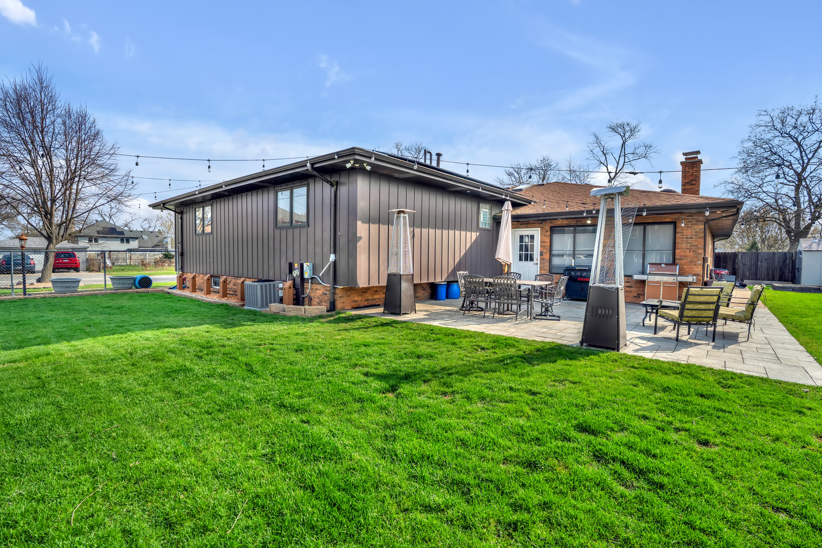 8100 Lorel Avenue, Burbank, IL 60459