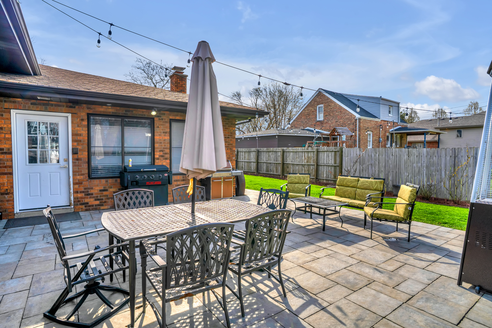 8100 Lorel Avenue, Burbank, IL 60459