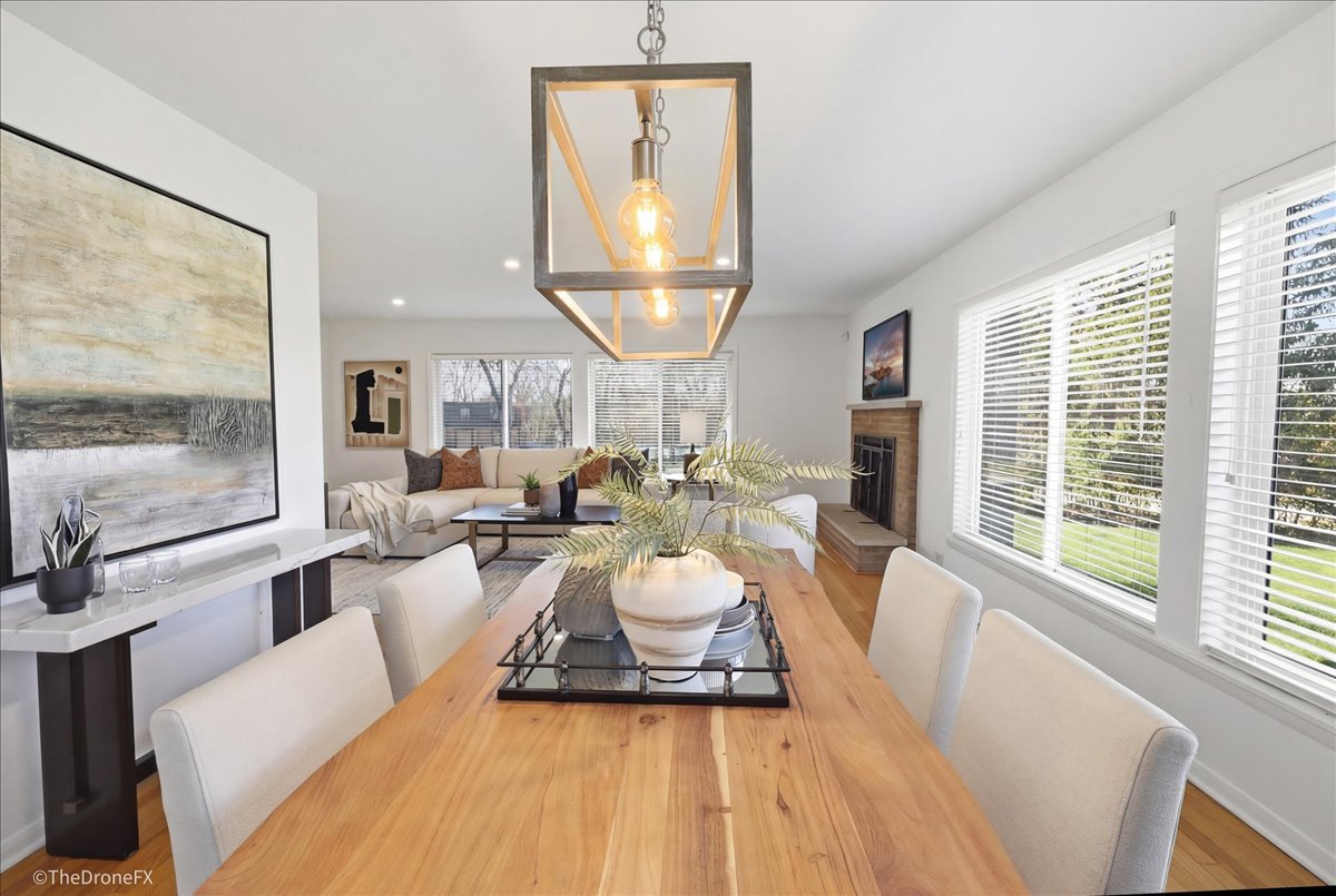 1519 Foothill Drive, Wheaton, IL 60189