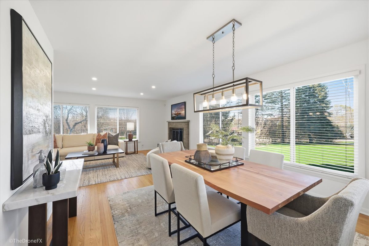 1519 Foothill Drive, Wheaton, IL 60189