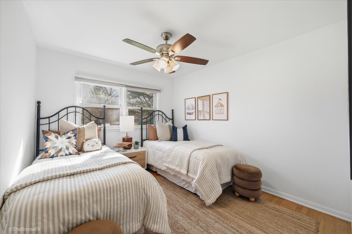 1519 Foothill Drive, Wheaton, IL 60189