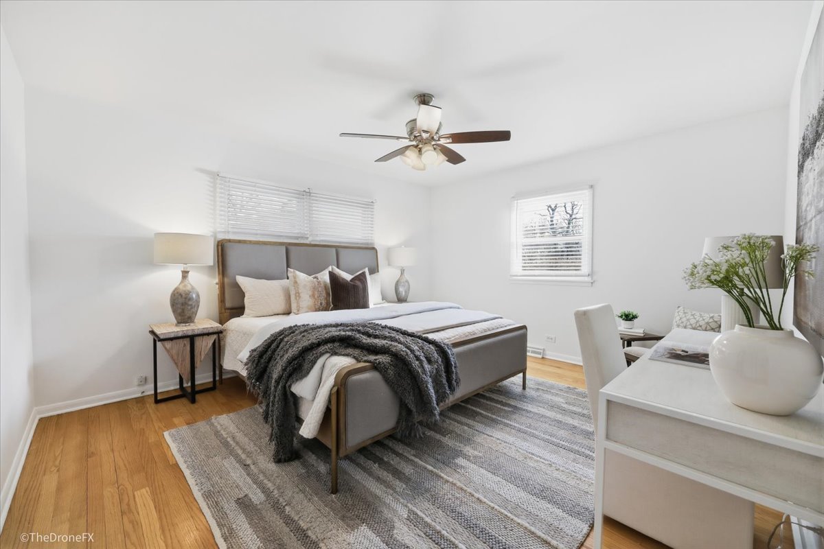 1519 Foothill Drive, Wheaton, IL 60189