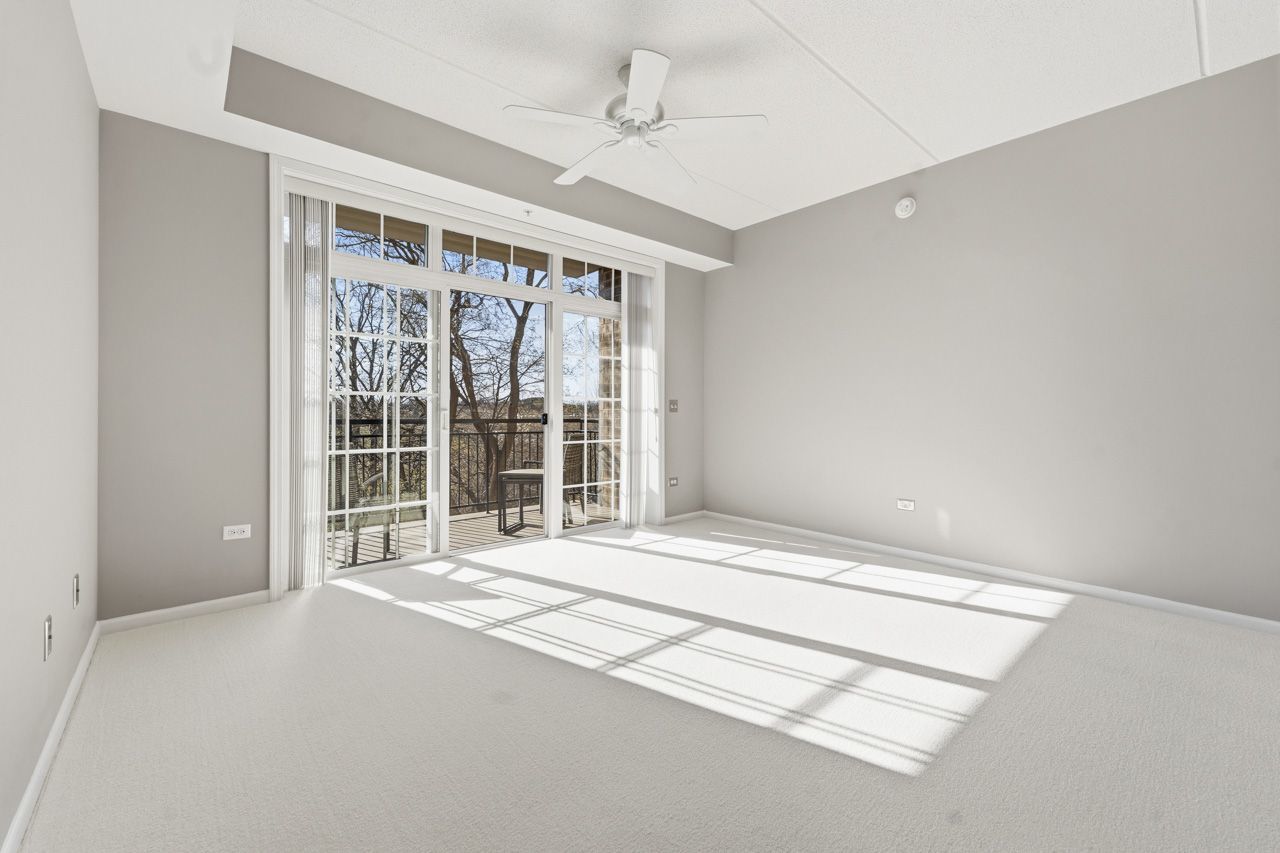 455 W Wood Street #405, Palatine, IL 60067