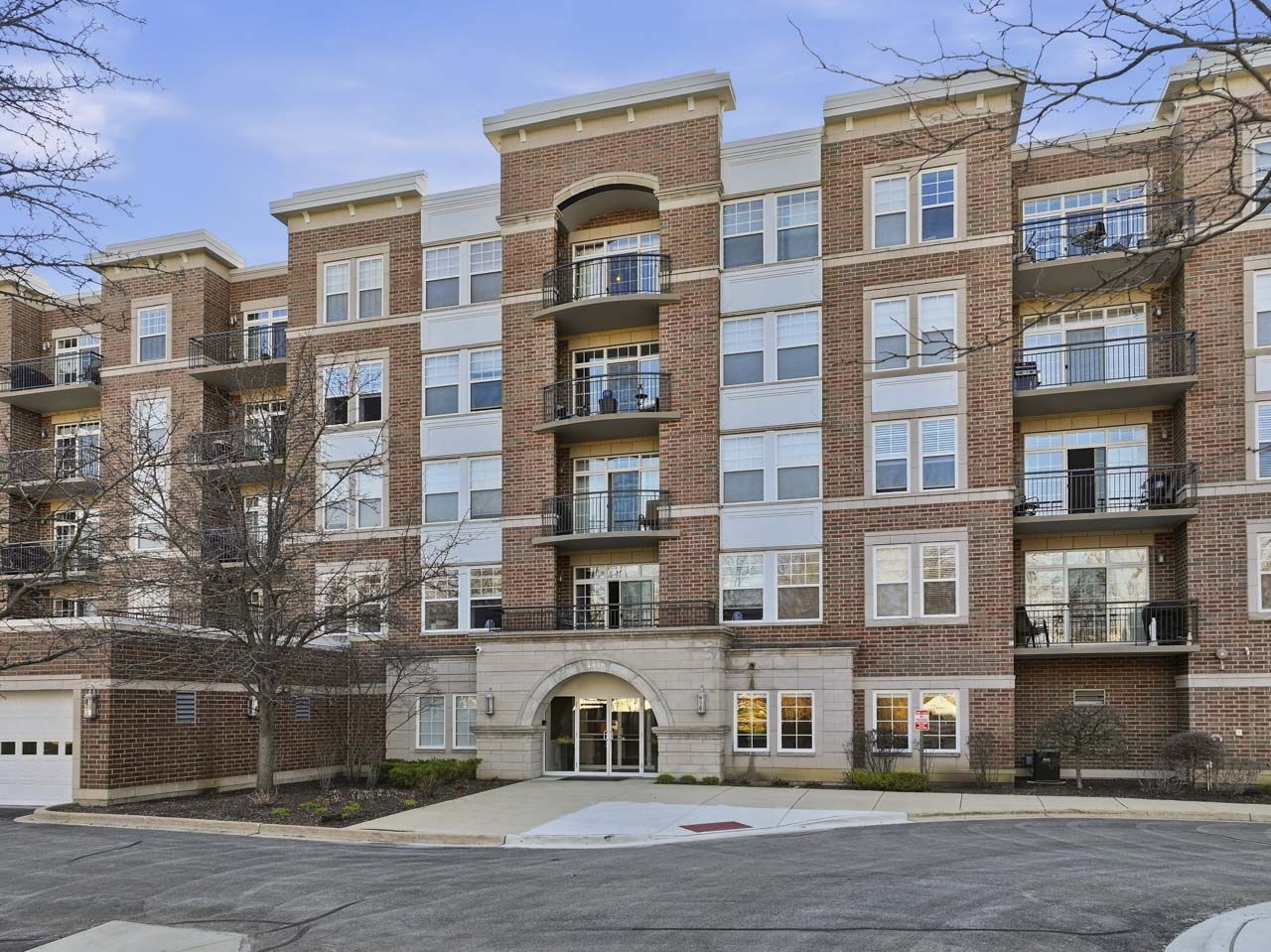 455 W Wood Street #405, Palatine, IL 60067