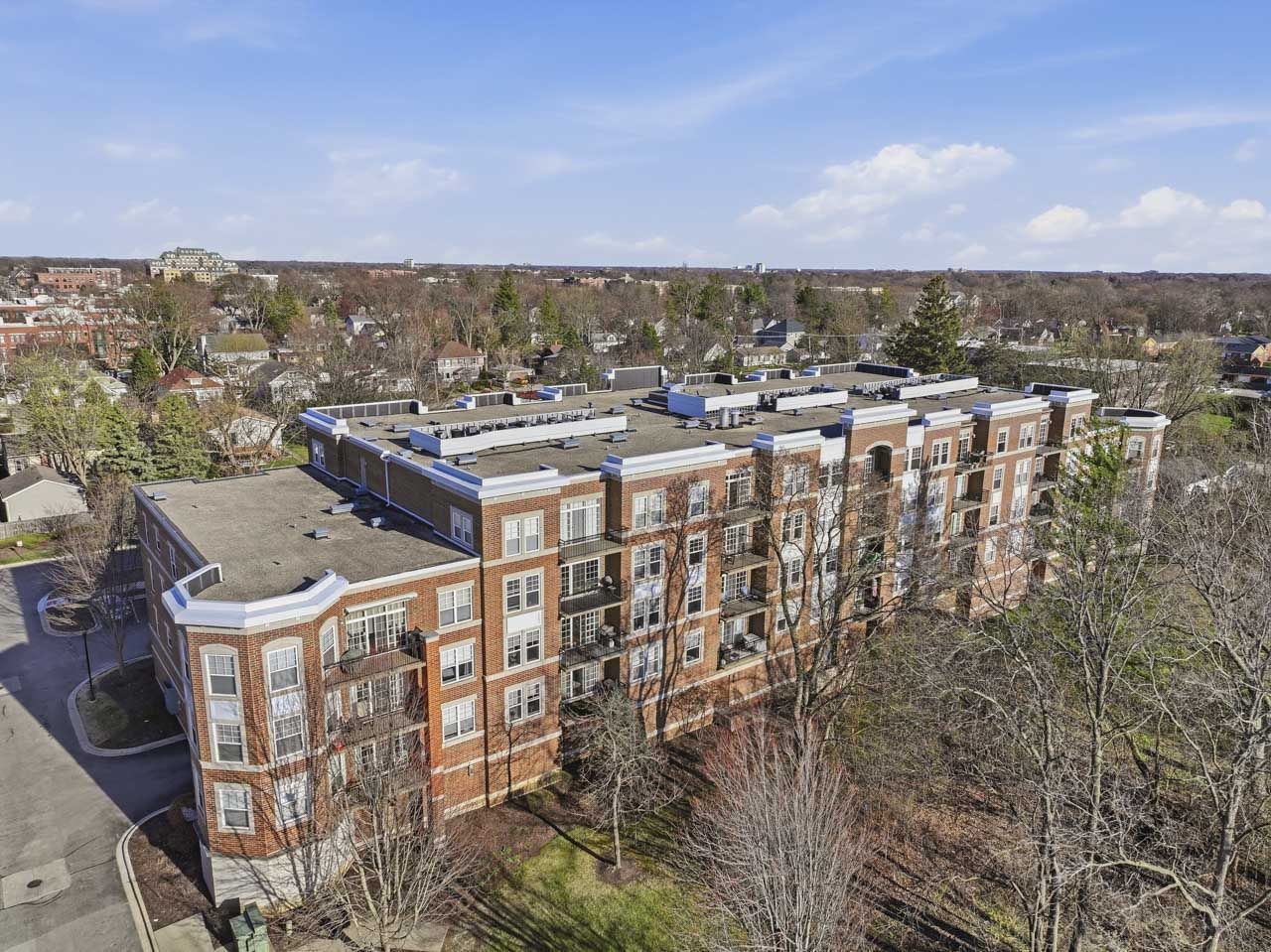 455 W Wood Street #405, Palatine, IL 60067