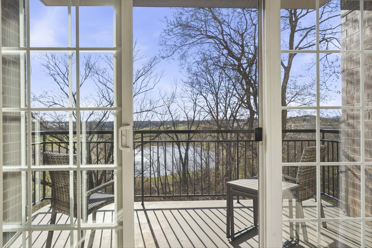 455 W Wood Street #405, Palatine, IL 60067