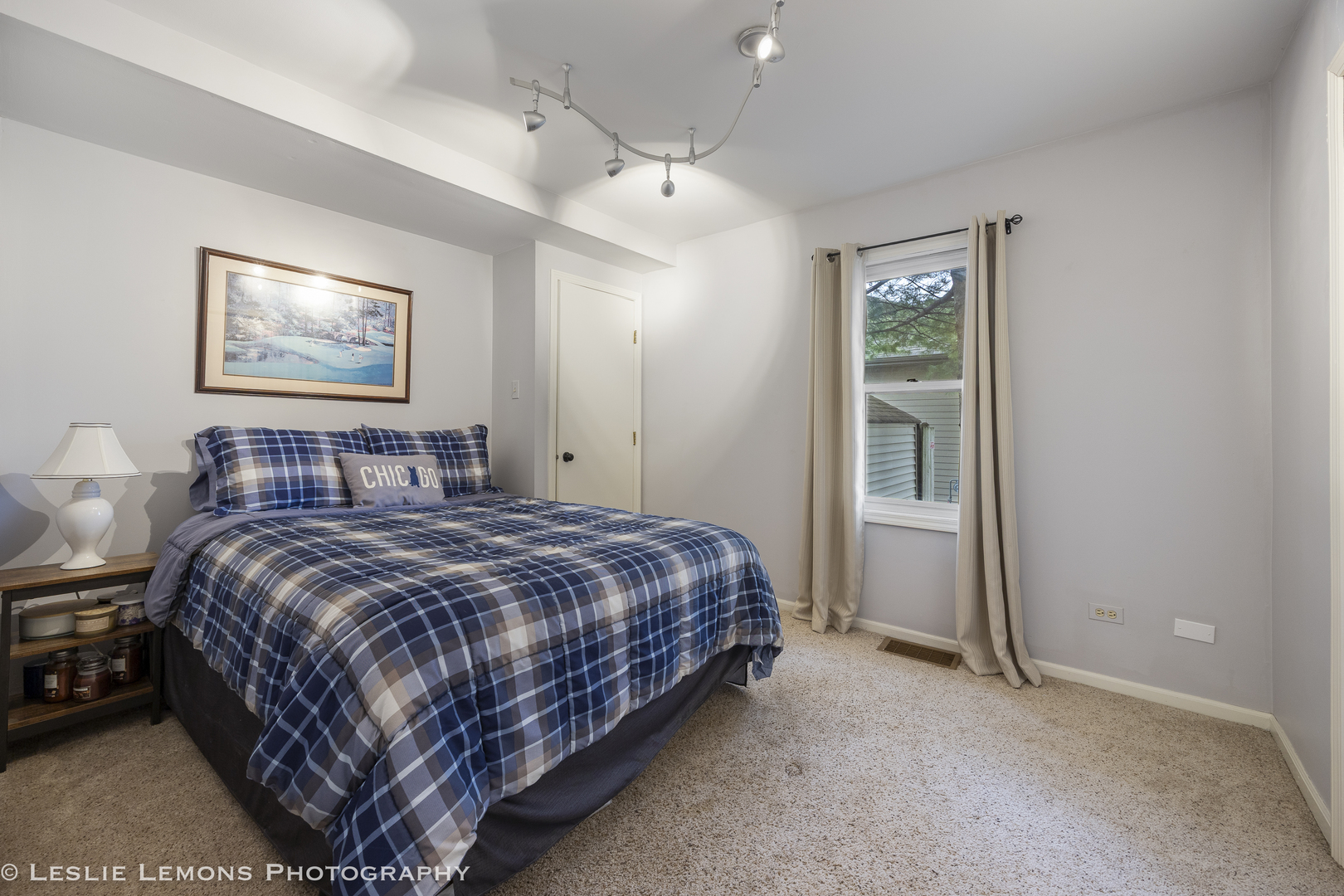 221 69th Street, Darien, IL 60561